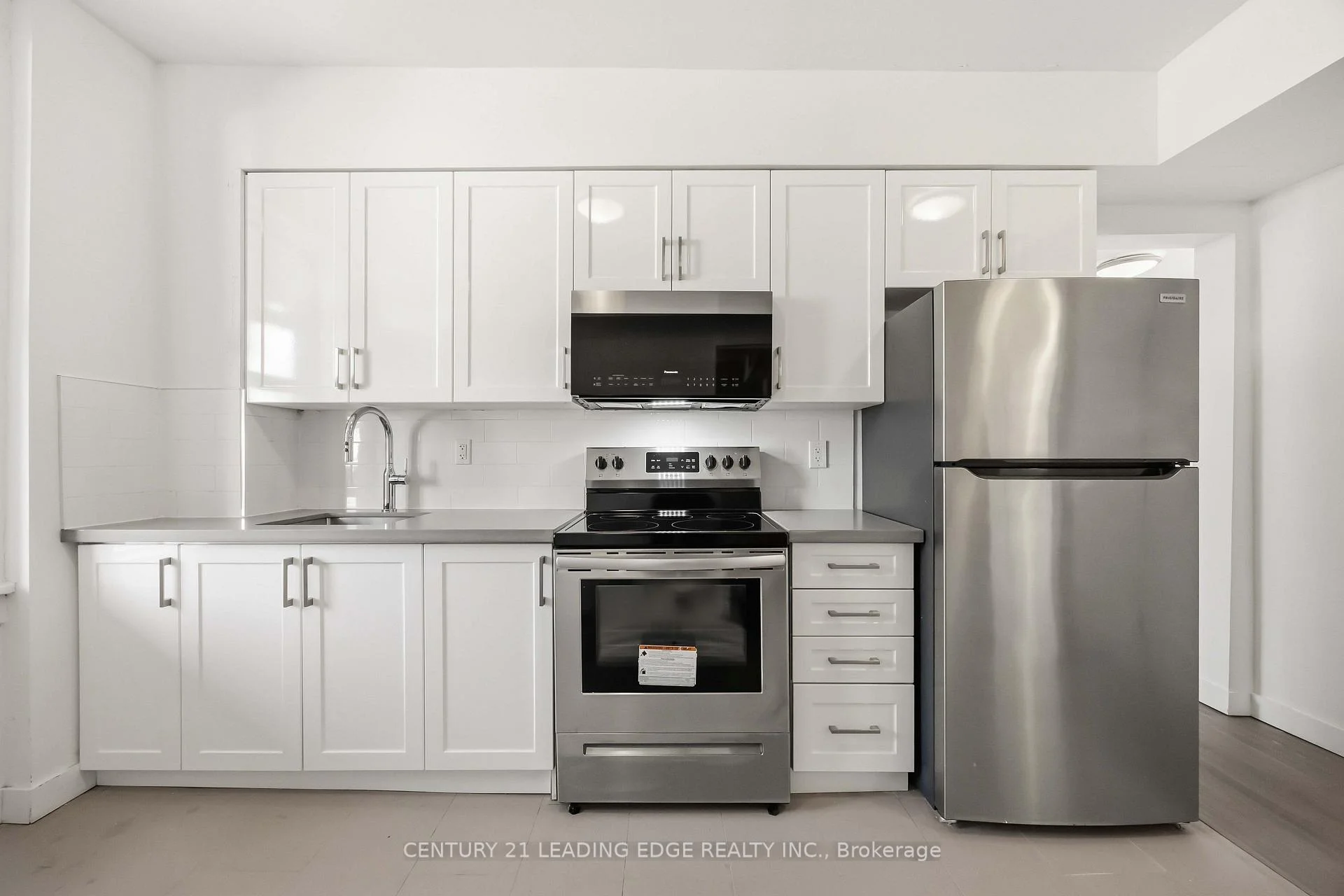 Photo 16 of Unit 3, 1 A Leonard Avenue, Toronto, Kensington-Chinatown — HOMEH