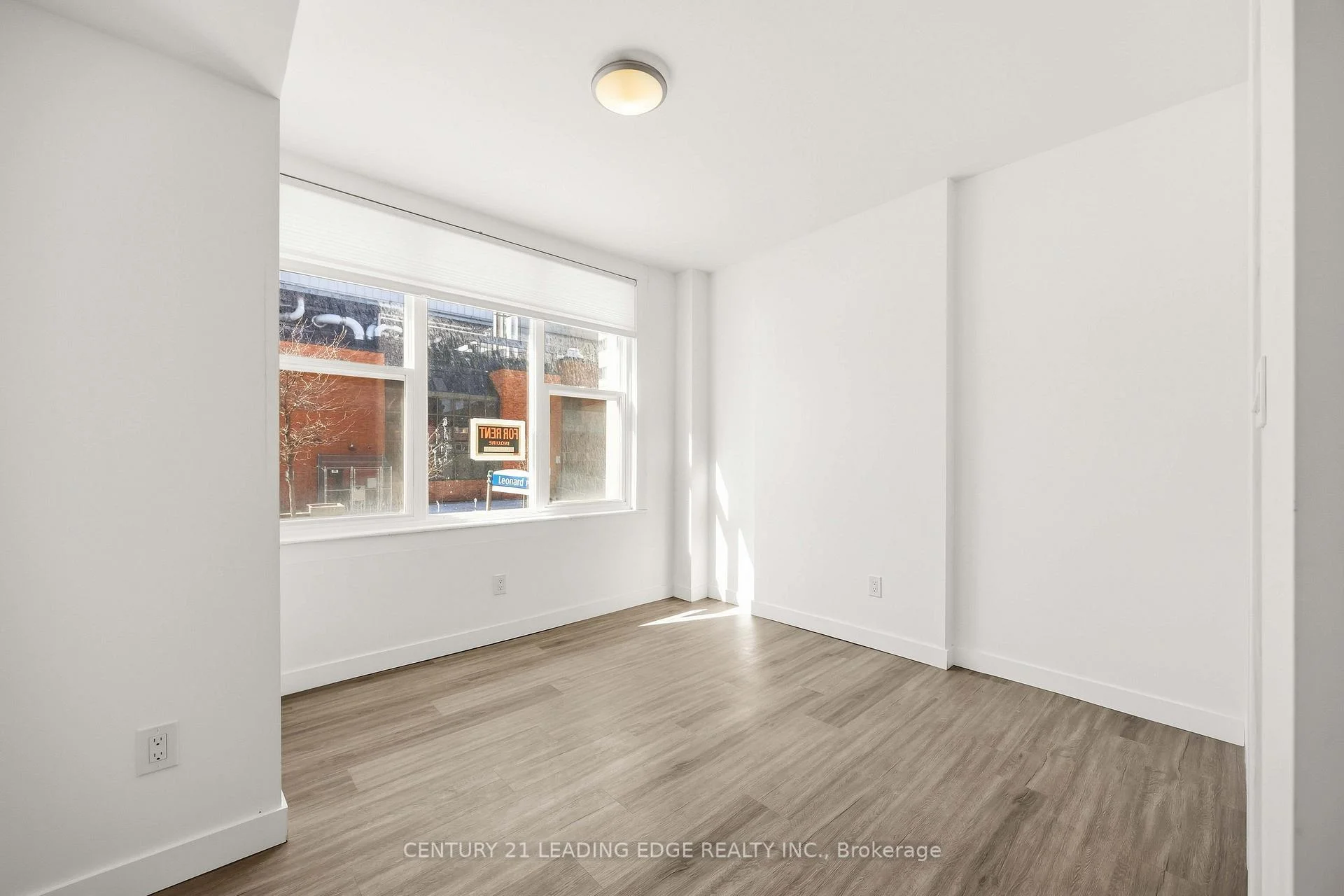 Photo 24 of Unit 3, 1 A Leonard Avenue, Toronto, Kensington-Chinatown — HOMEH