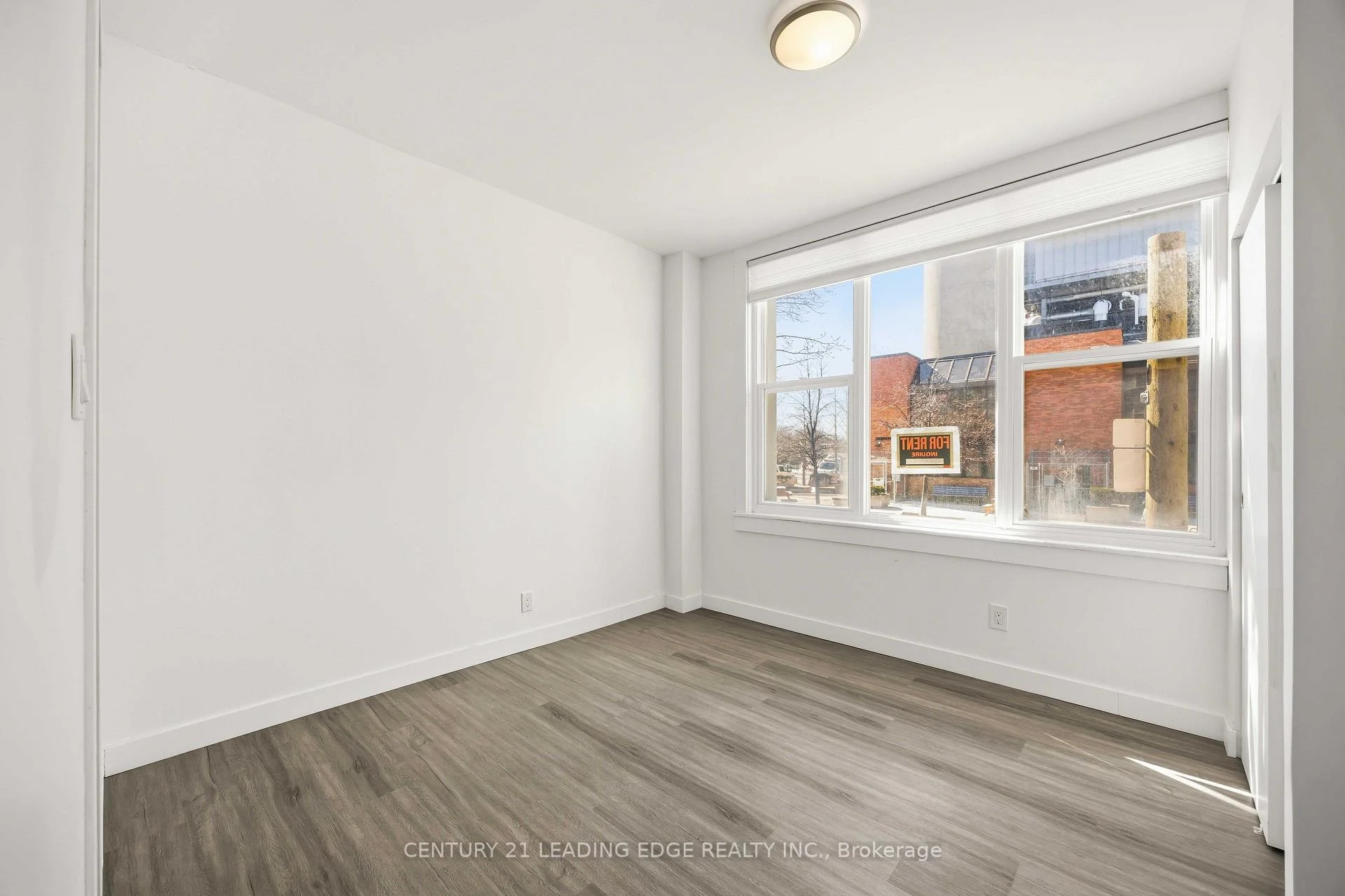 Photo 36 of Unit 3, 1 A Leonard Avenue, Toronto, Kensington-Chinatown — HOMEH