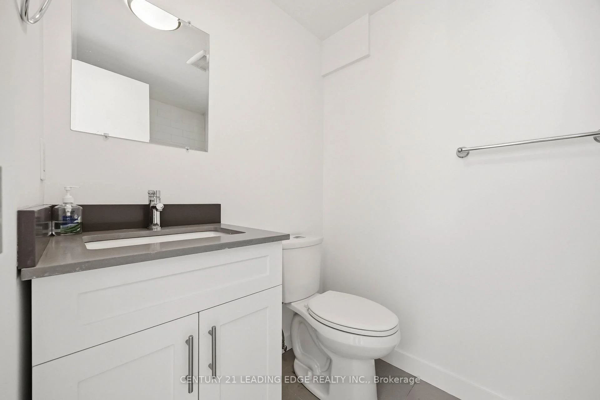Photo 42 of Unit 3, 1 A Leonard Avenue, Toronto, Kensington-Chinatown — HOMEH