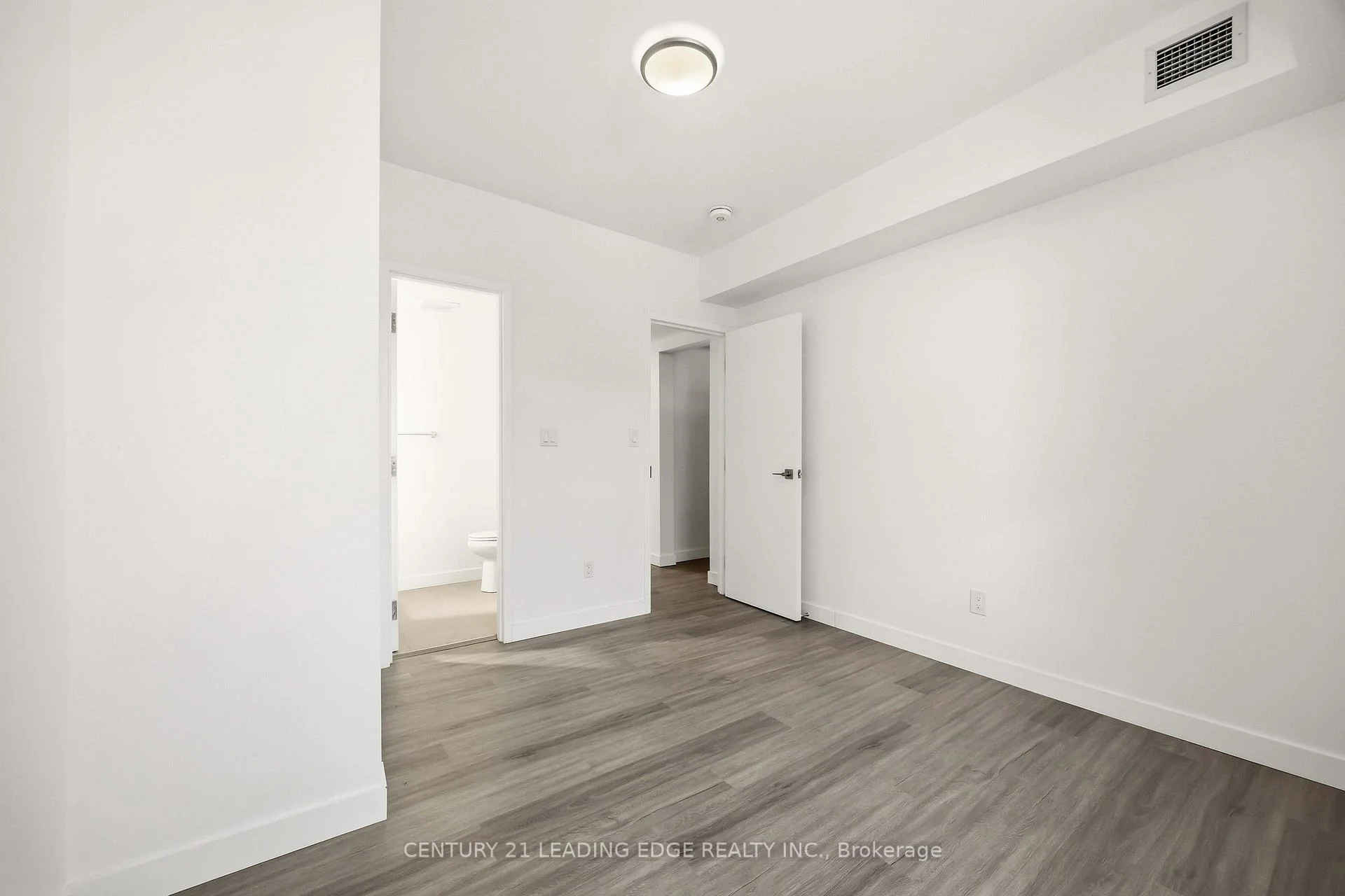 Photo 50 of Unit 3, 1 A Leonard Avenue, Toronto, Kensington-Chinatown — HOMEH