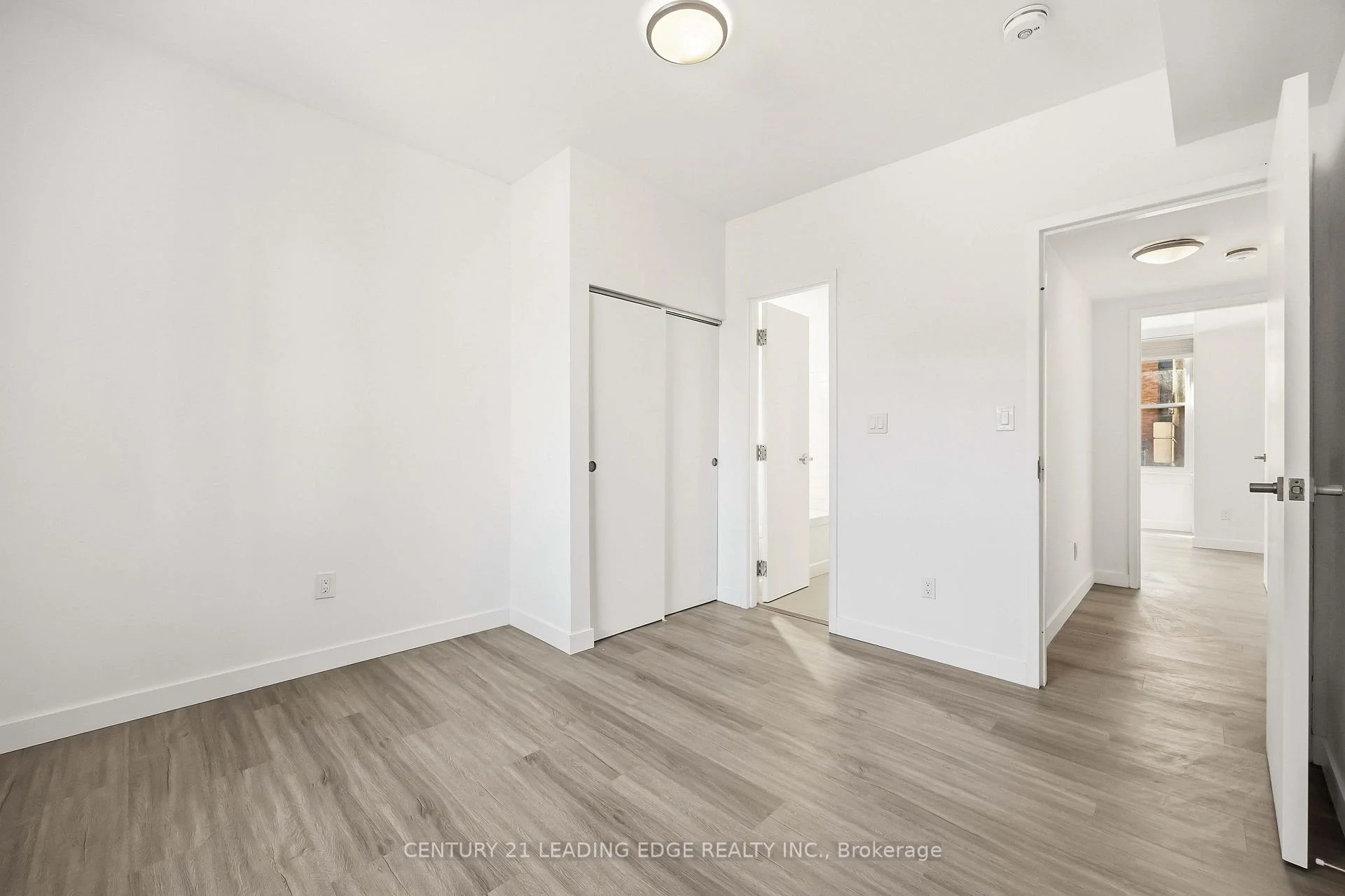 Photo 52 of Unit 3, 1 A Leonard Avenue, Toronto, Kensington-Chinatown — HOMEH