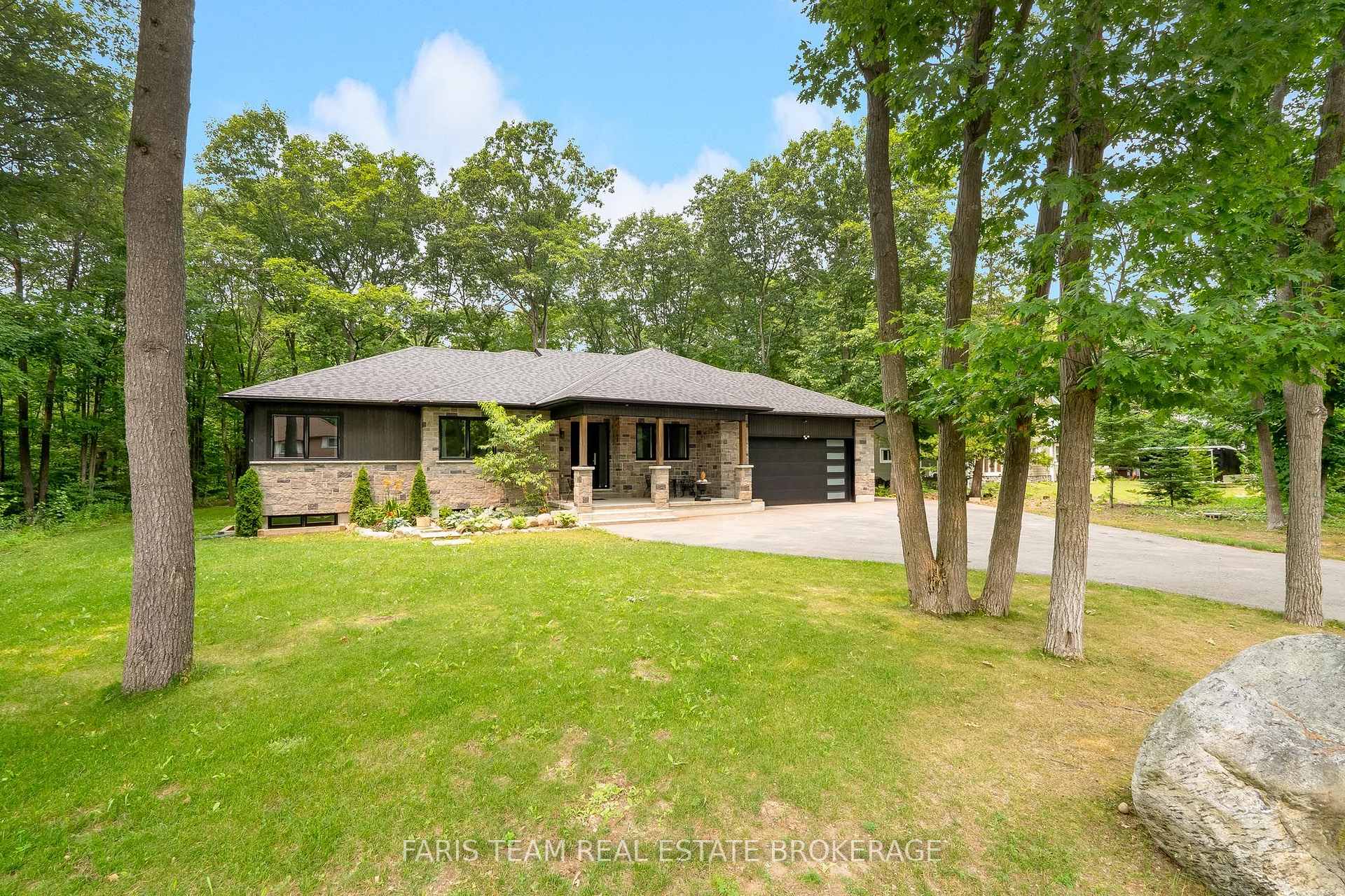 Photo 2 of 34 Oakwood Avenue, Tiny, Rural Tiny — HOMEH