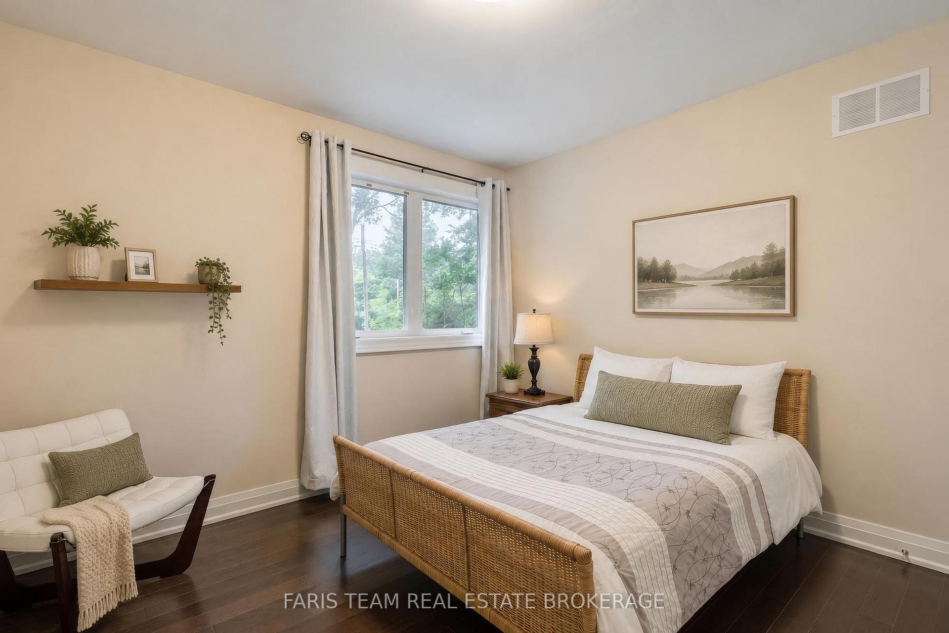 Photo 23 of 34 Oakwood Avenue, Tiny, Rural Tiny — HOMEH