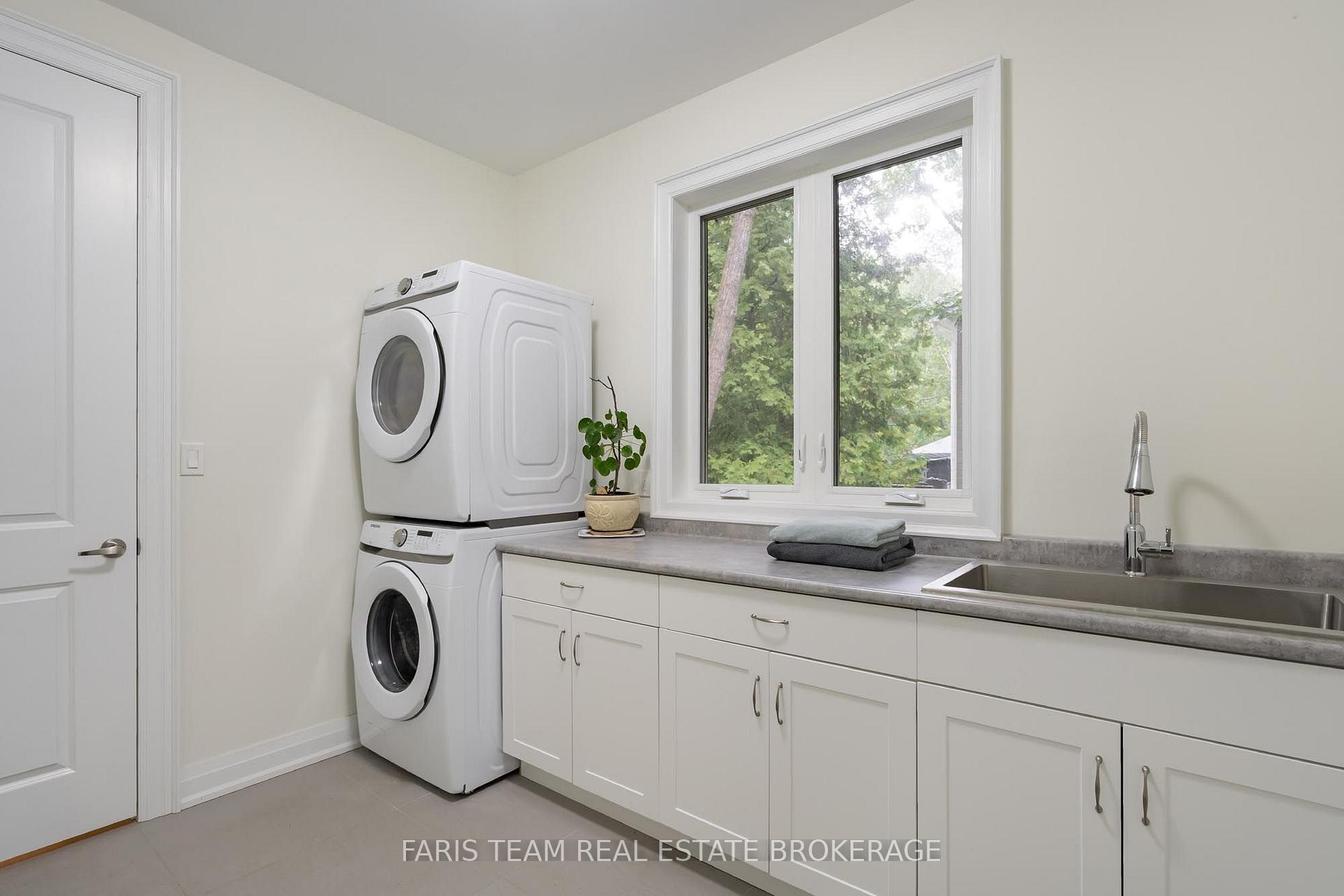 Photo 28 of 34 Oakwood Avenue, Tiny, Rural Tiny — HOMEH