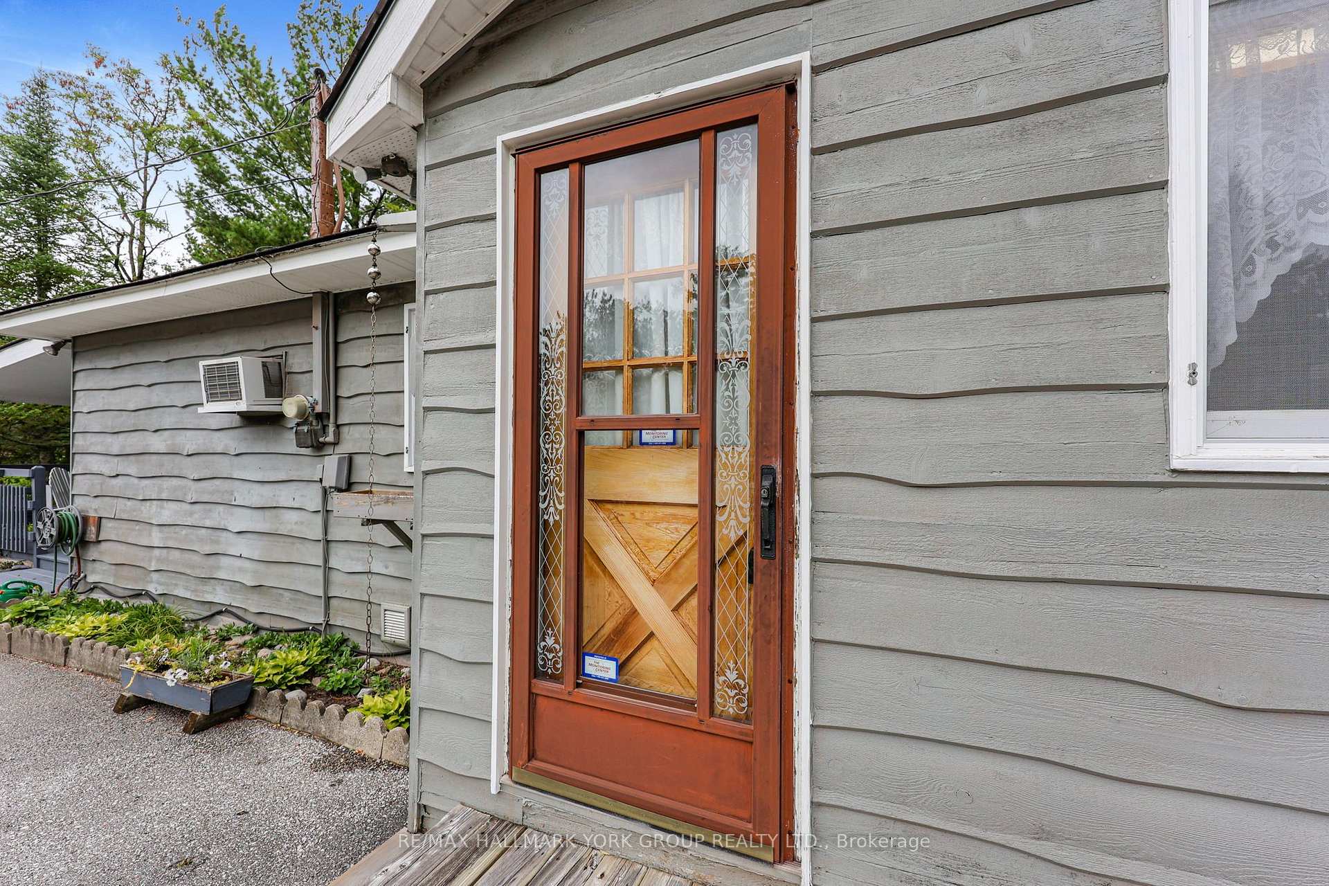 Photo 4 of 1085 River Road E, Wasaga Beach — HOMEH