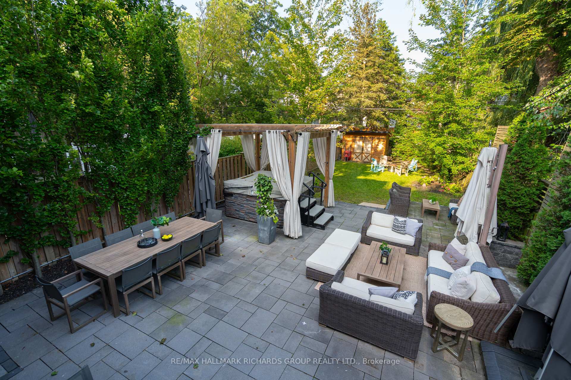 Photo 29 of 49 Lee Avenue, Toronto, The Beaches — HOMEH