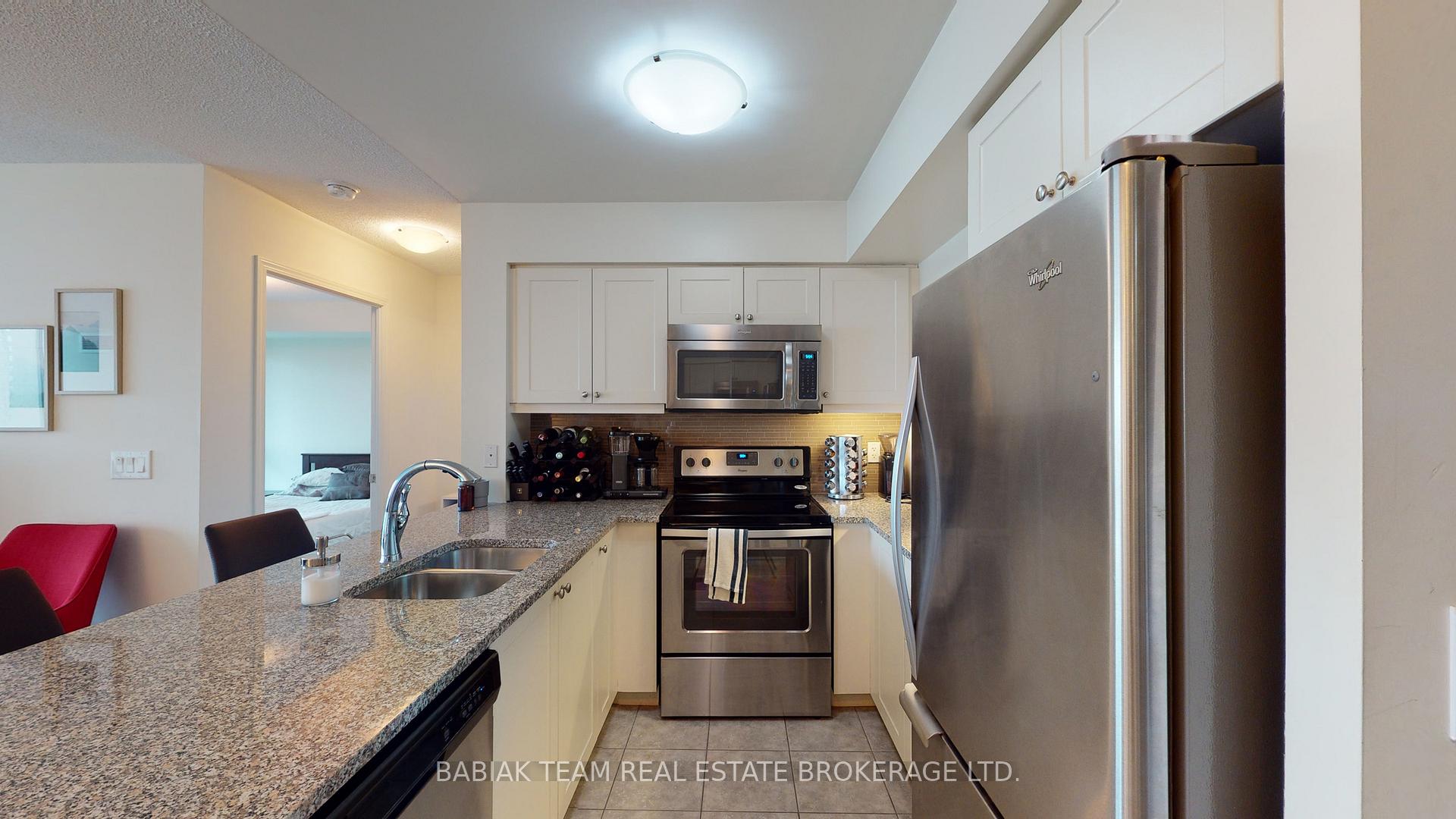 Photo 6 of Unit 1015, 25 Lower Simcoe Street N, Toronto, Waterfront Communities — HOMEH