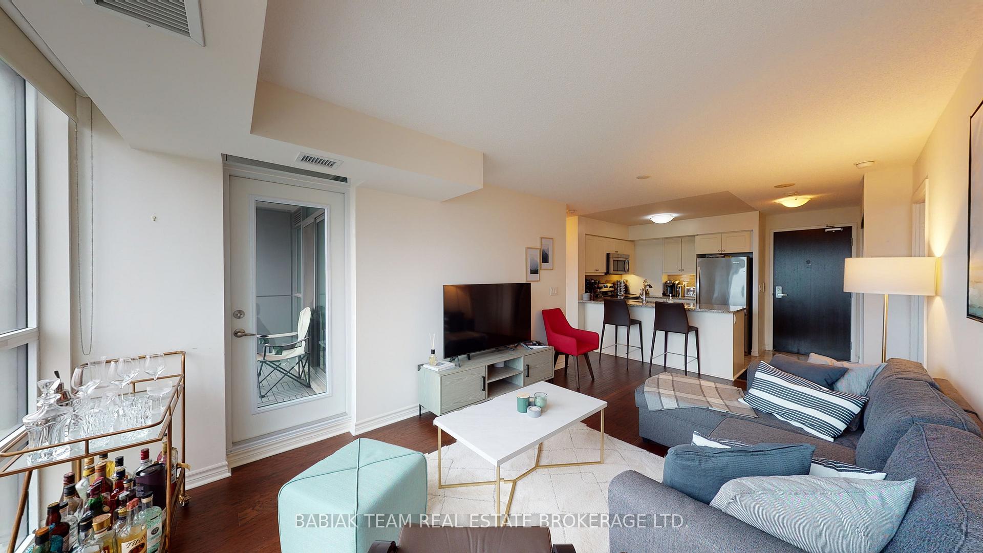 Photo 10 of Unit 1015, 25 Lower Simcoe Street N, Toronto, Waterfront Communities — HOMEH