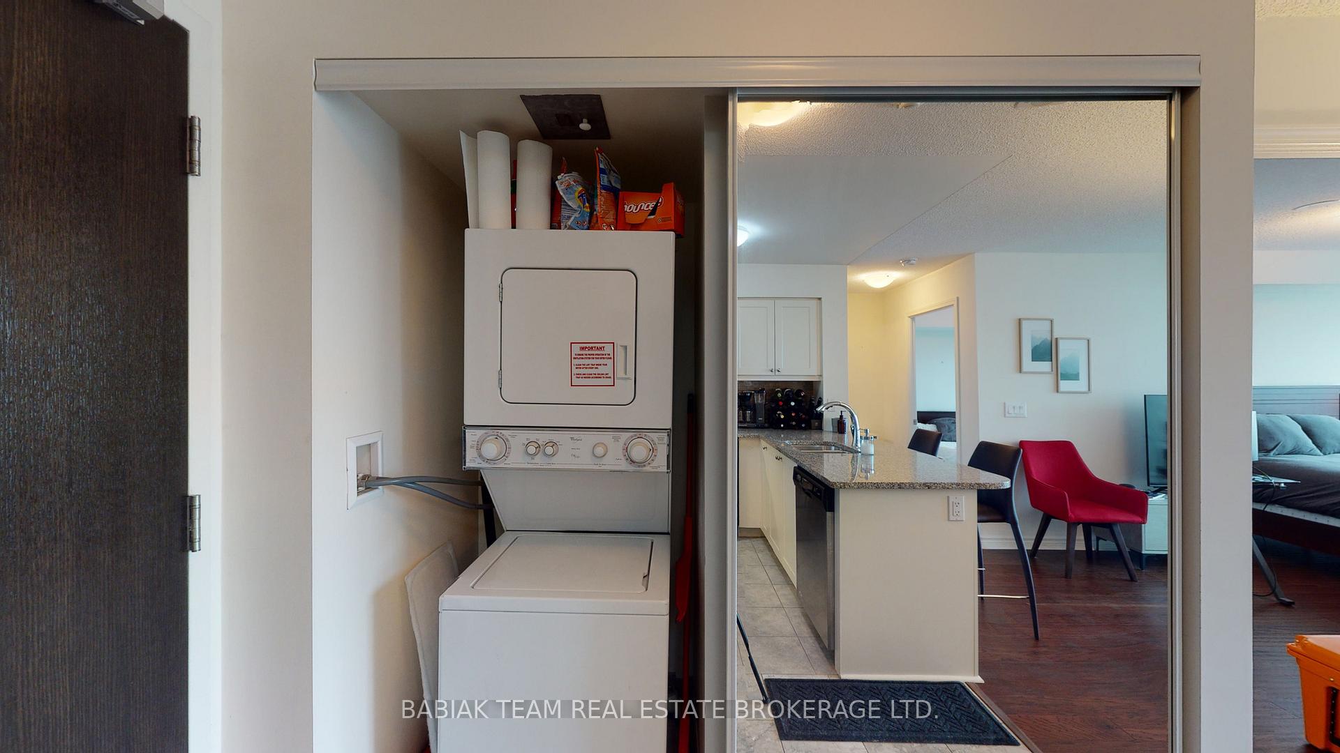 Photo 12 of Unit 1015, 25 Lower Simcoe Street N, Toronto, Waterfront Communities — HOMEH