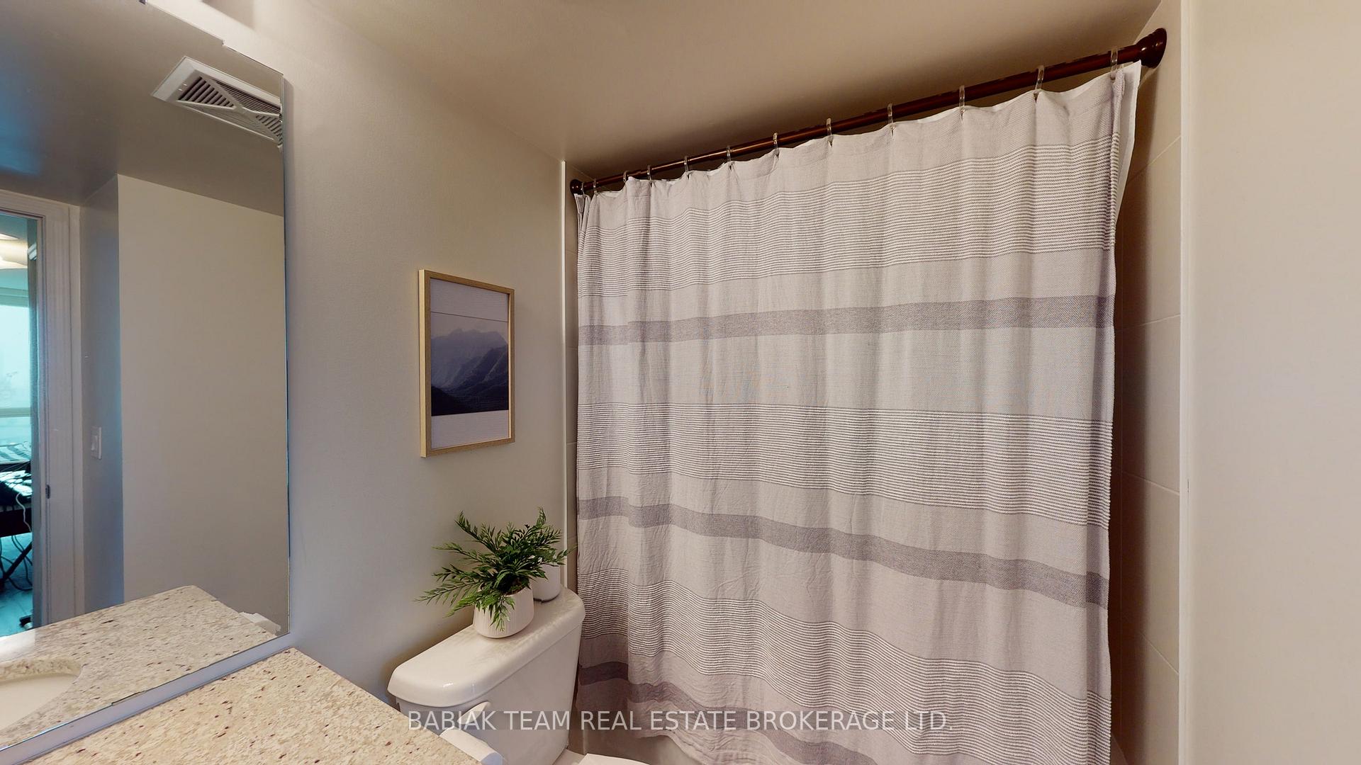Photo 18 of Unit 1015, 25 Lower Simcoe Street N, Toronto, Waterfront Communities — HOMEH