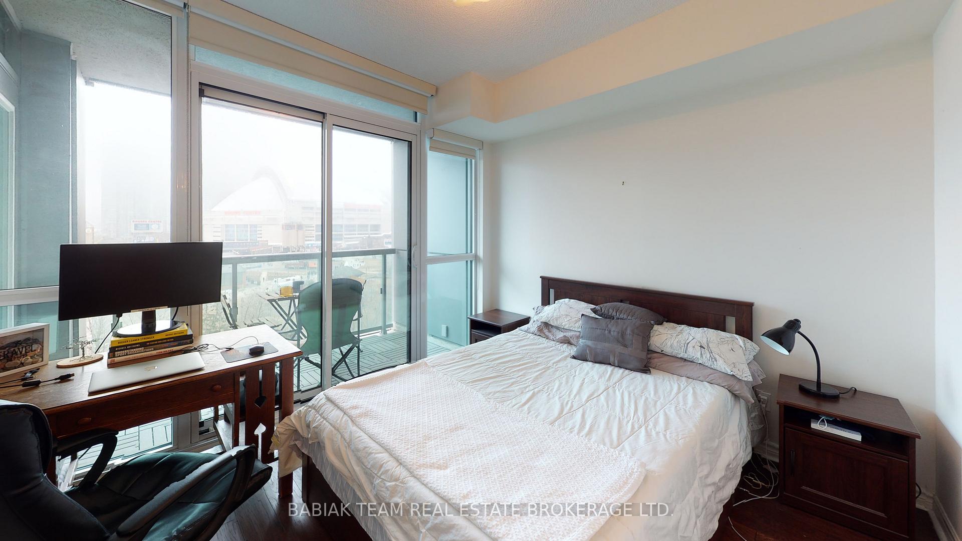 Photo 20 of Unit 1015, 25 Lower Simcoe Street N, Toronto, Waterfront Communities — HOMEH