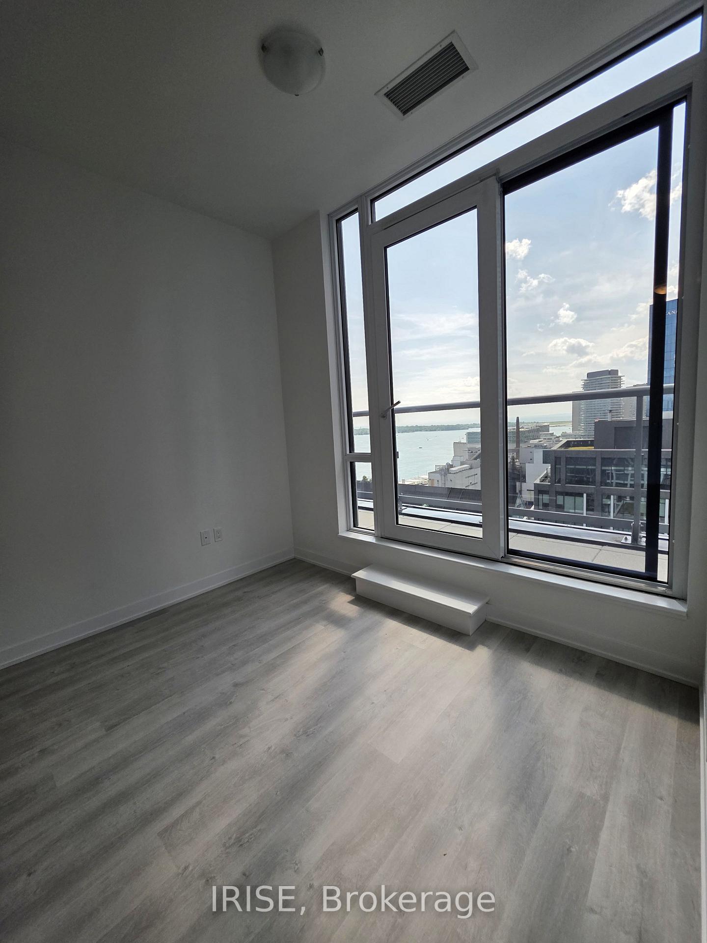 Photo 15 of Unit 2113, 15 Richardson Street, Toronto, Waterfront Communities — HOMEH