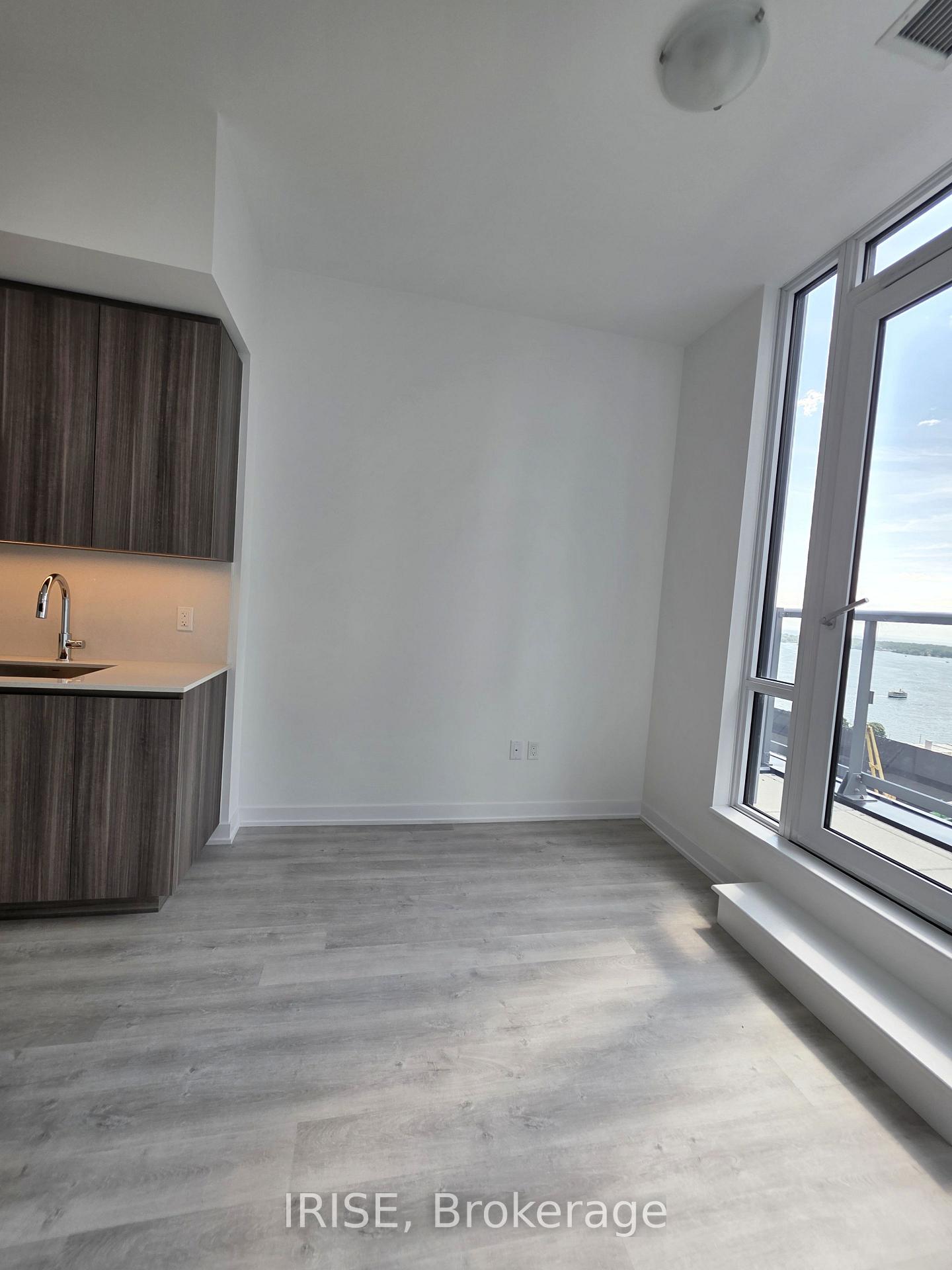 Photo 16 of Unit 2113, 15 Richardson Street, Toronto, Waterfront Communities — HOMEH