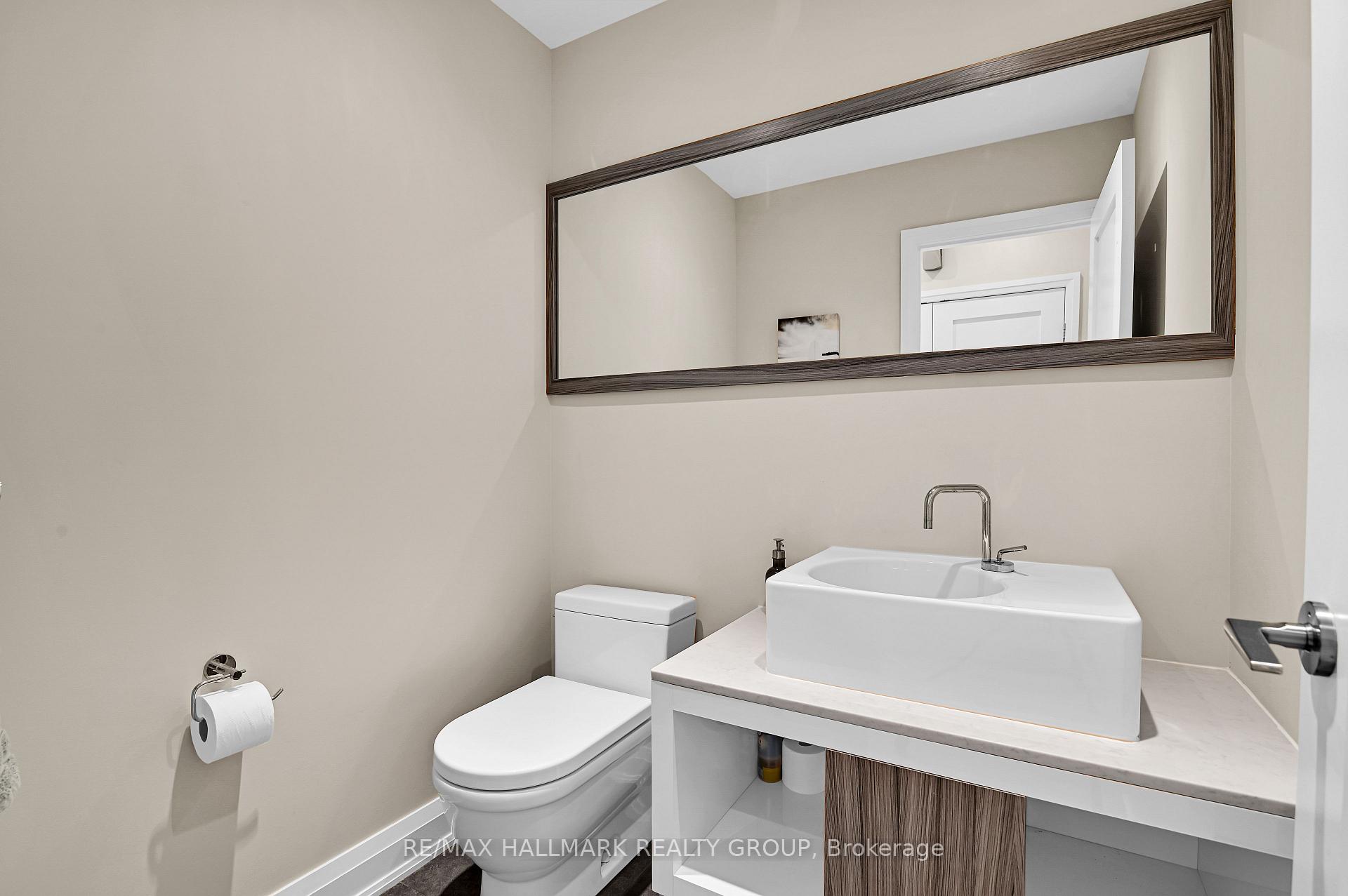 Photo 8 of 376A Wilmont Avenue, Ottawa, Westboro West — HOMEH