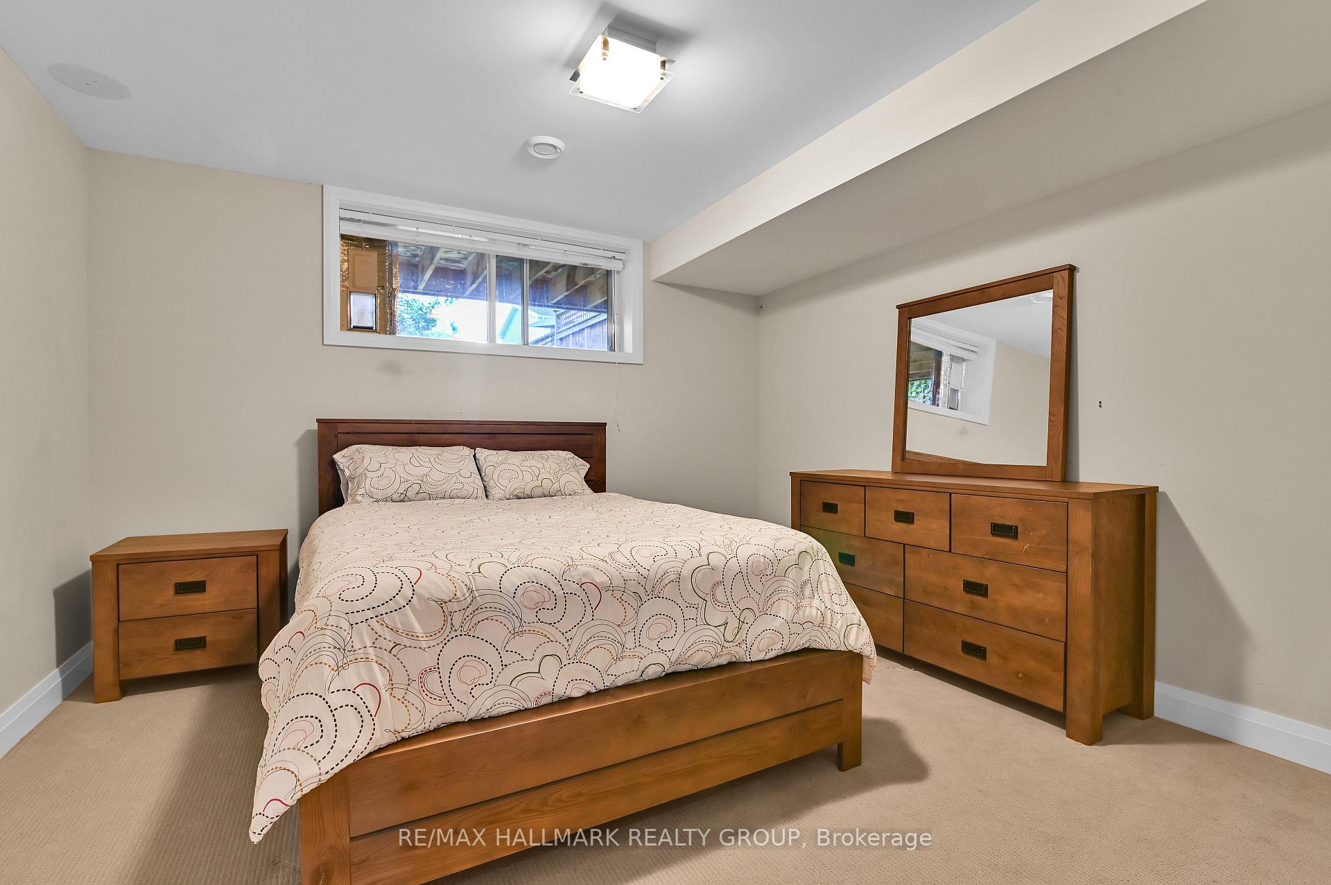 Photo 31 of 376A Wilmont Avenue, Ottawa, Westboro West — HOMEH