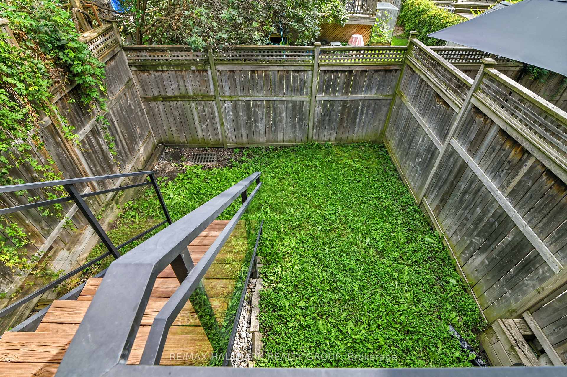 Photo 34 of 376A Wilmont Avenue, Ottawa, Westboro West — HOMEH