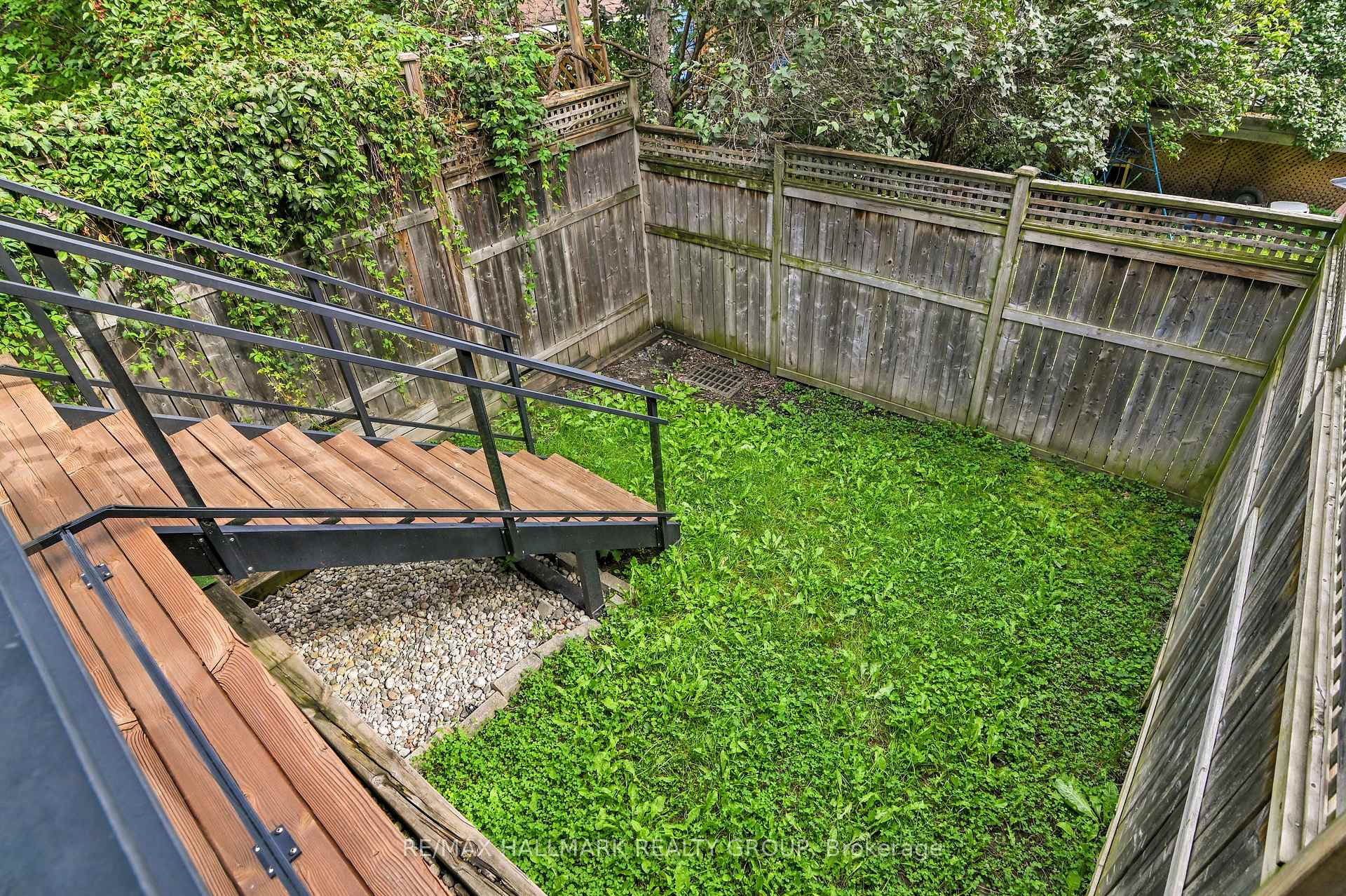 Photo 35 of 376A Wilmont Avenue, Ottawa, Westboro West — HOMEH
