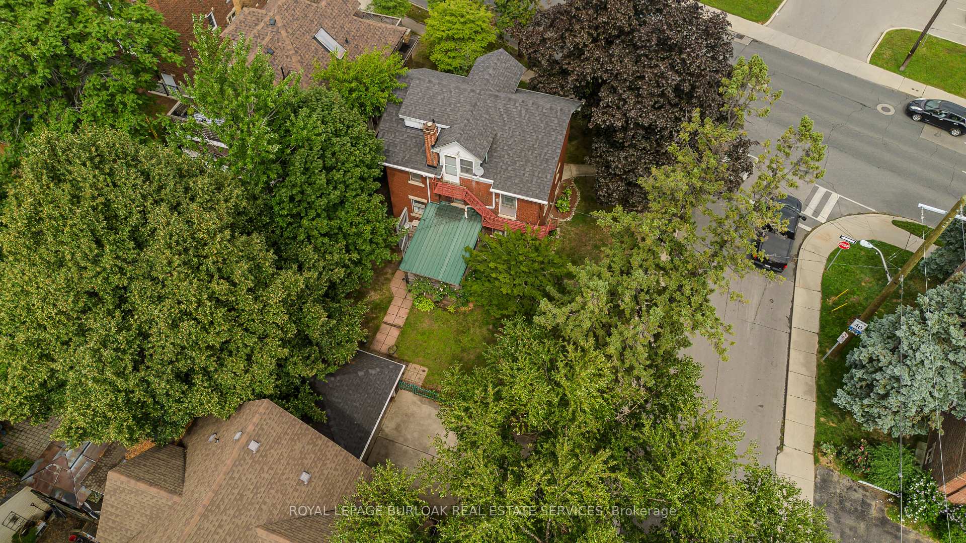 Photo of 1088 King Street E
