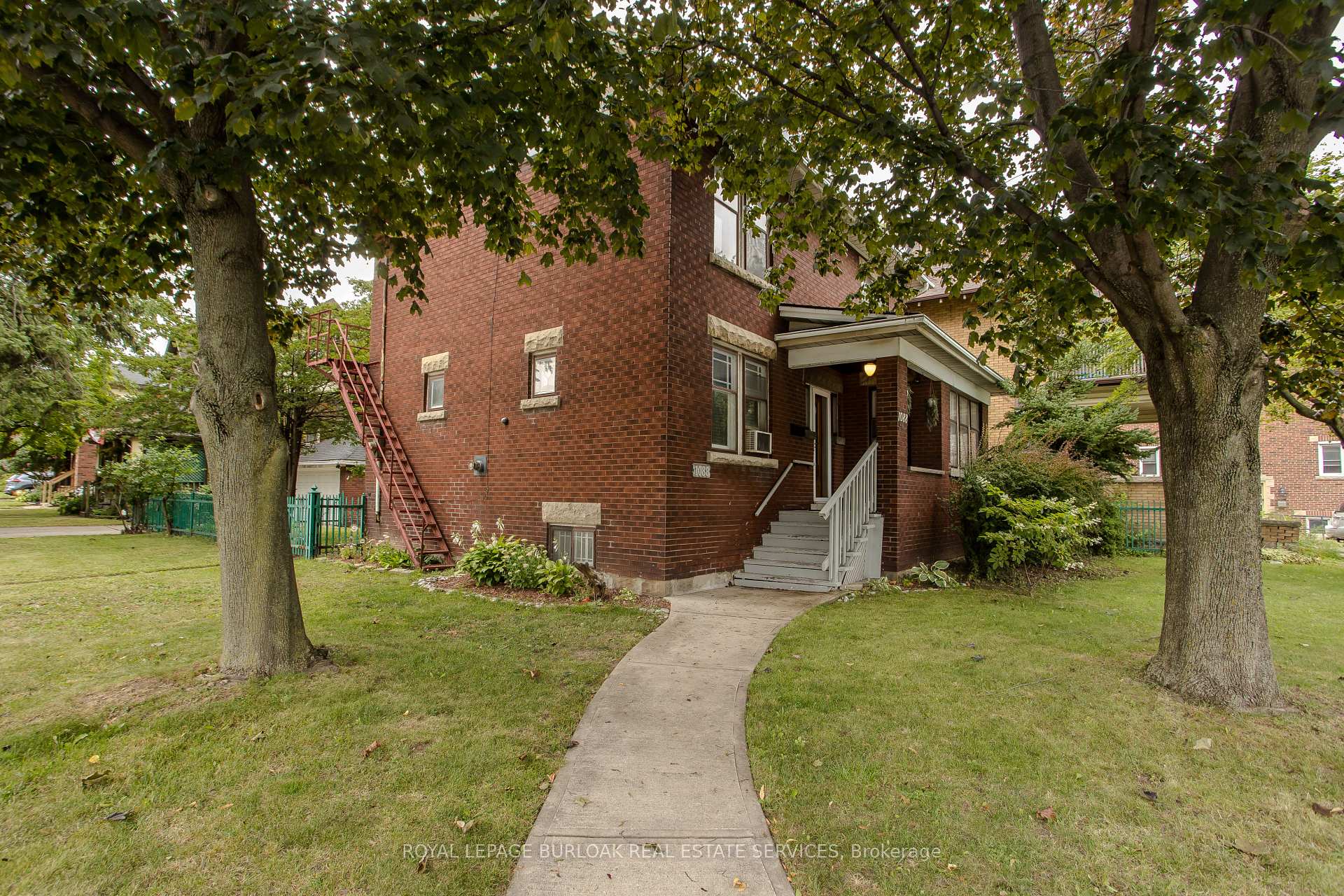 Photo 3 of 1088 King Street E, Hamilton, Stipley — HOMEH