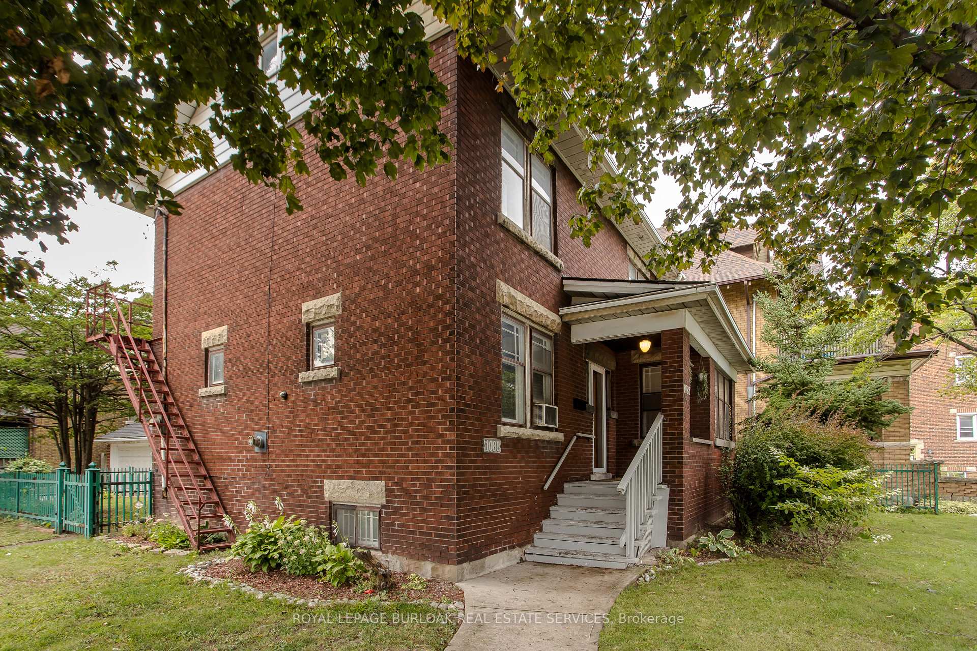 Photo 4 of 1088 King Street E, Hamilton, Stipley — HOMEH