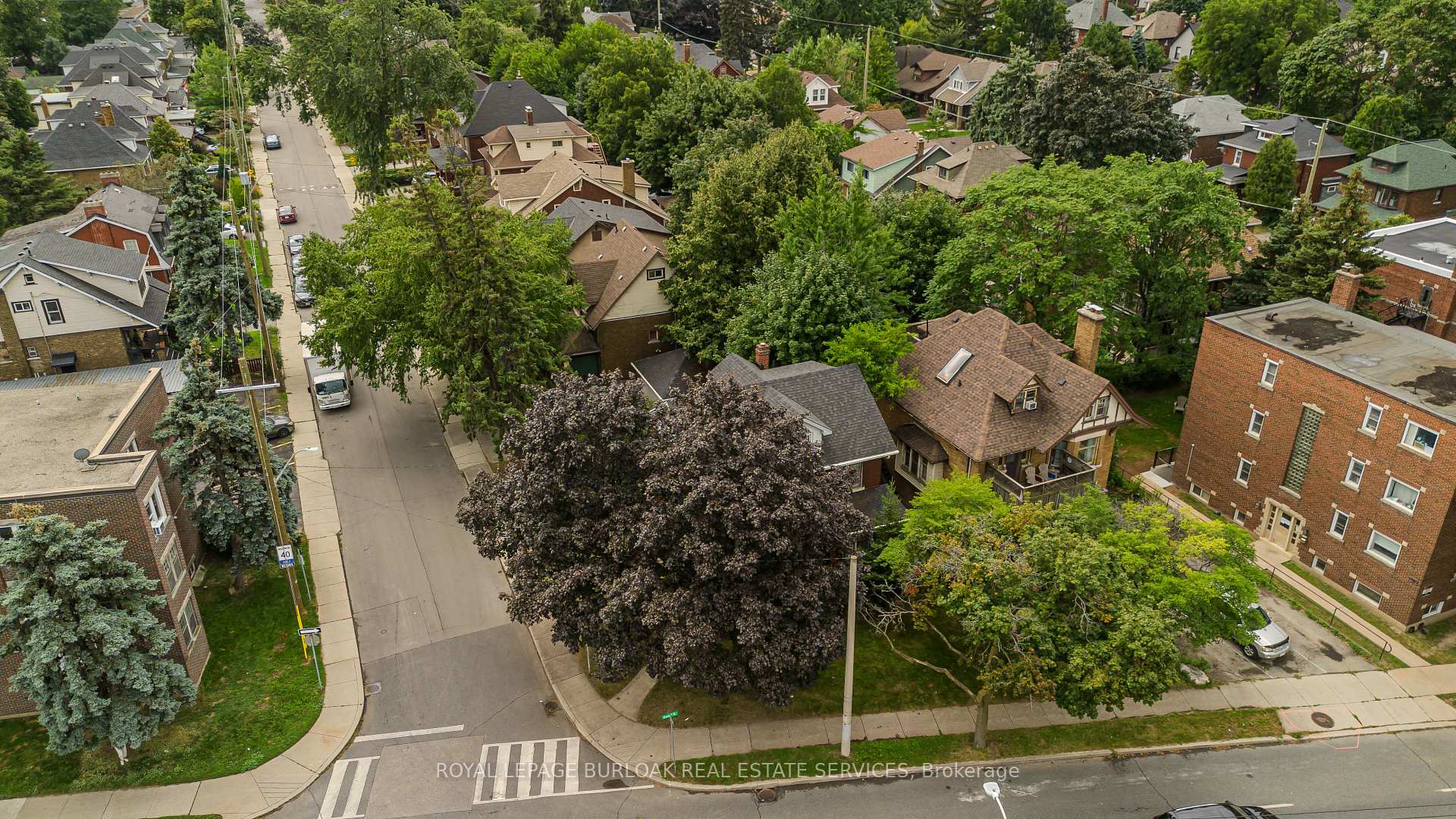 Photo 45 of 1088 King Street E, Hamilton, Stipley — HOMEH