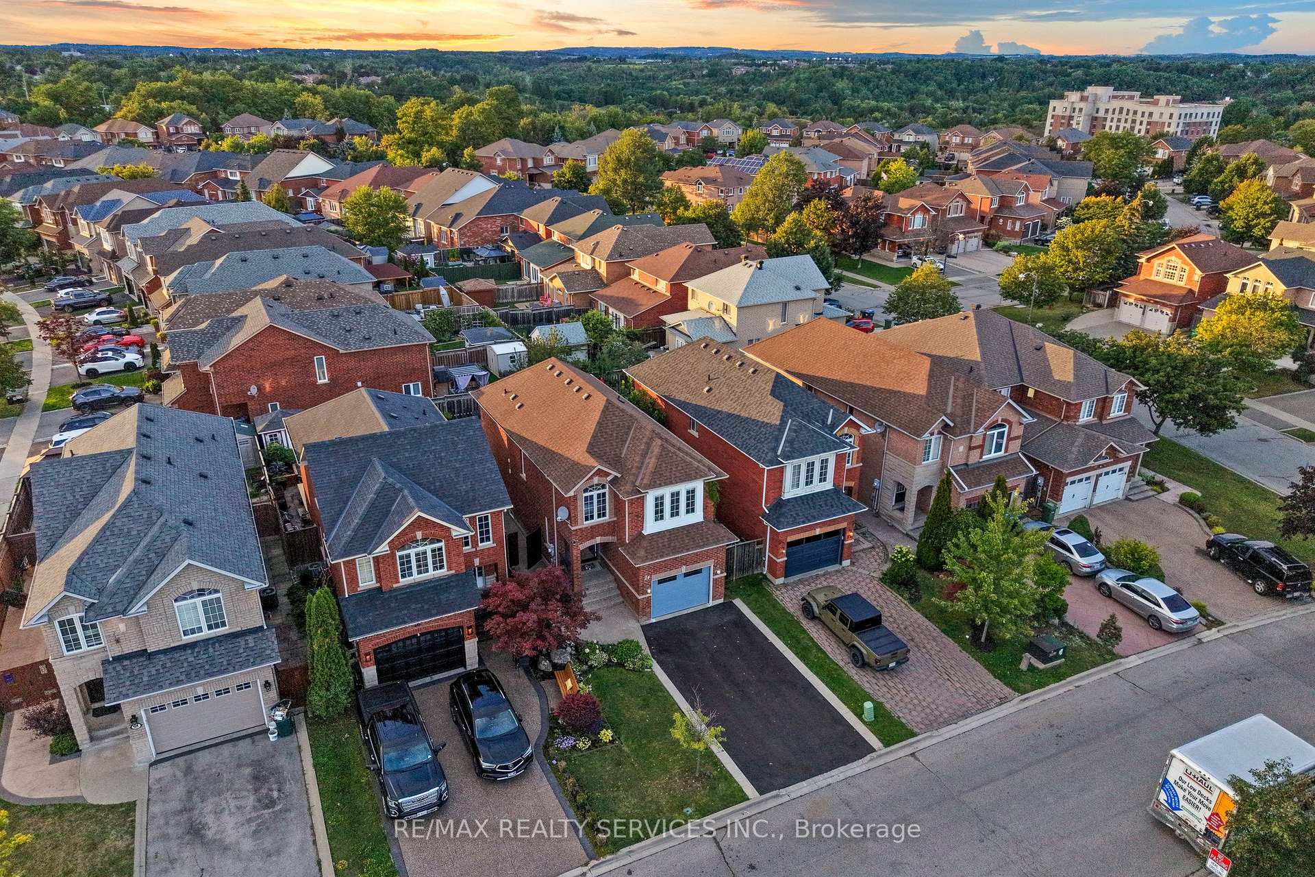 Photo 31 of 24 Wakely Boulevard, Caledon, Bolton West — HOMEH