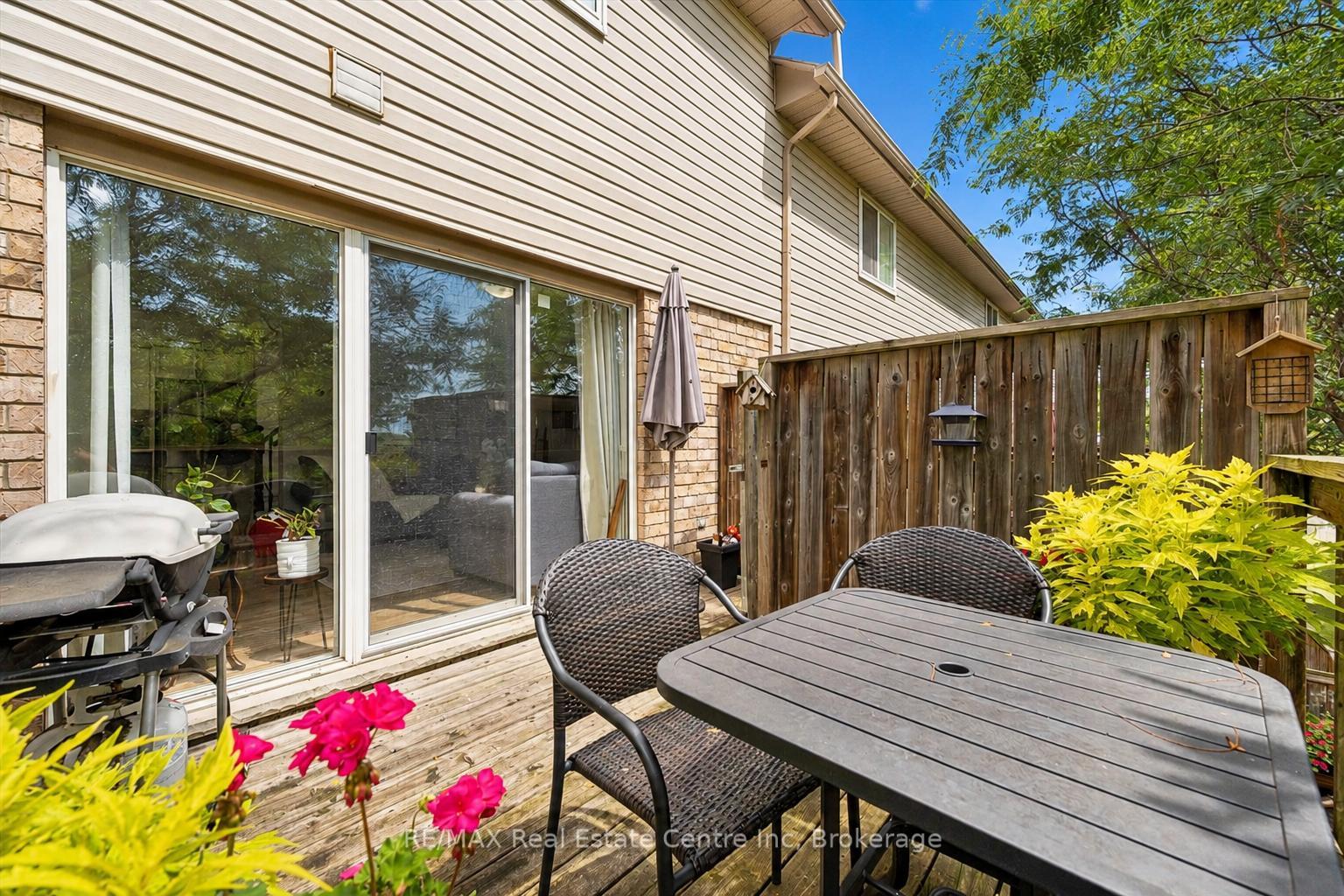Photo 18 of Unit 21, 31 Schroder Crescent, Guelph, Grange Road — HOMEH