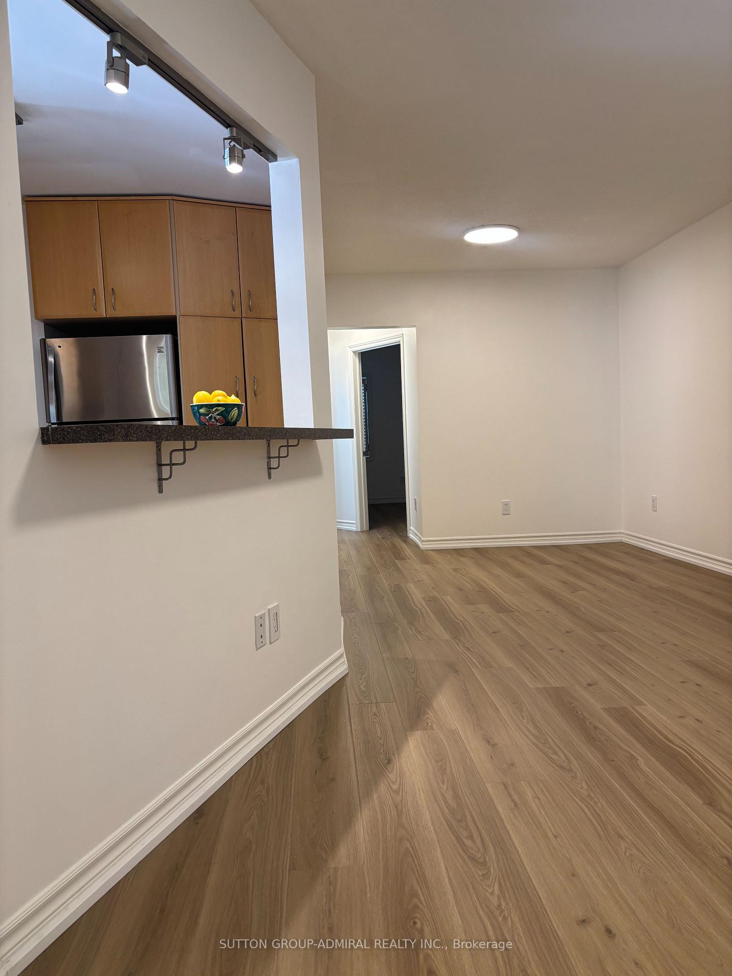 Photo 11 of 91 Rumsey Road, Toronto, Leaside — HOMEH