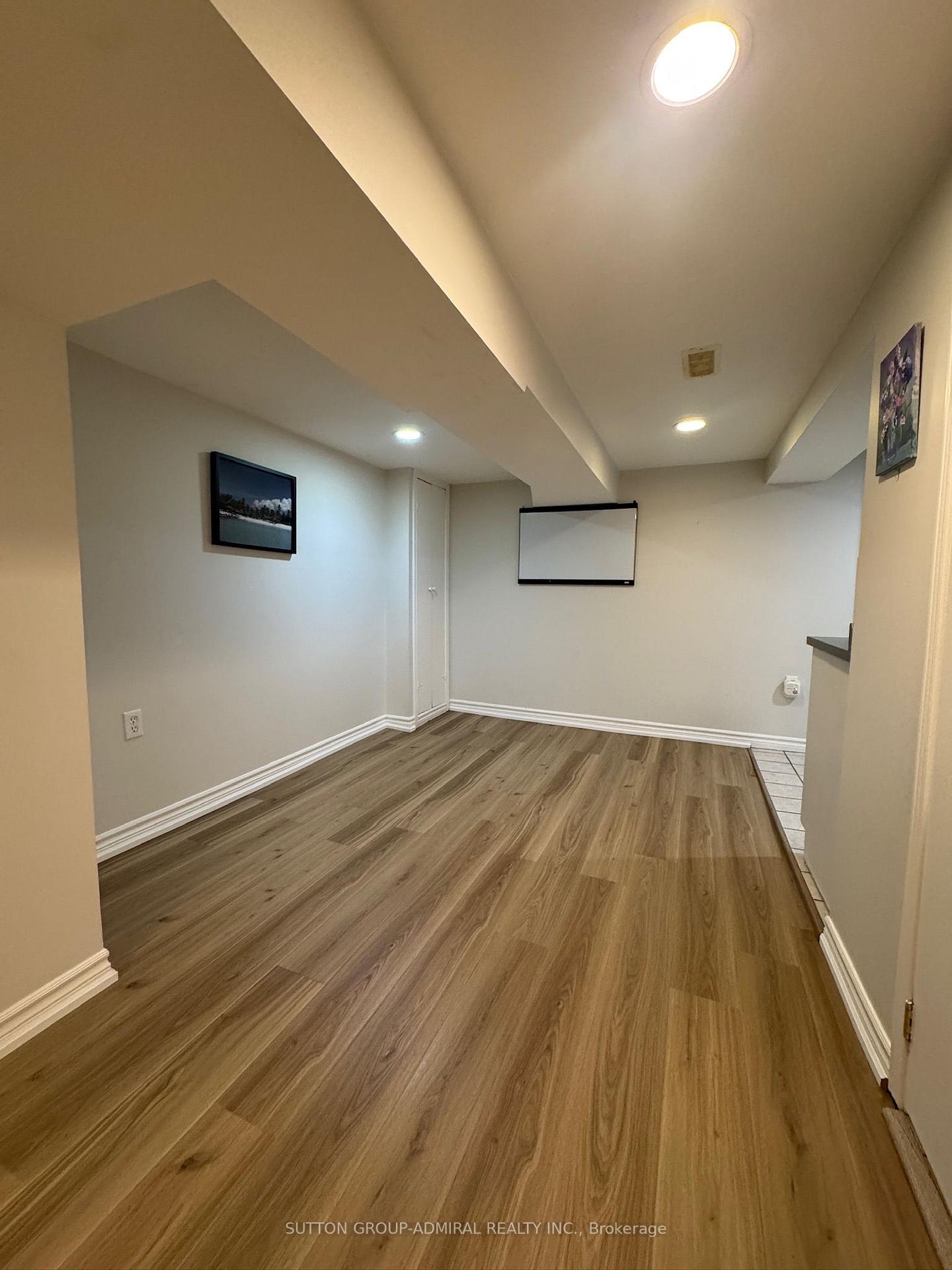 Photo 34 of 91 Rumsey Road, Toronto, Leaside — HOMEH