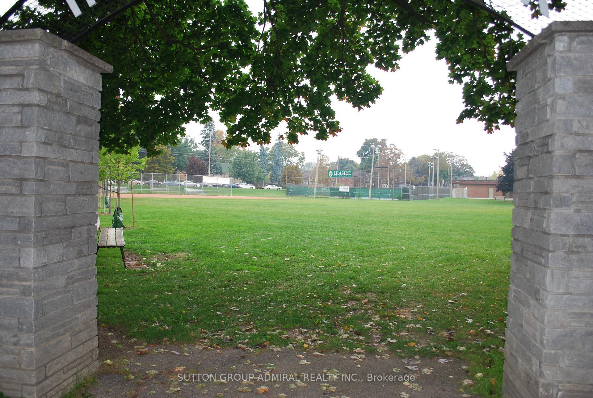 Photo 51 of 91 Rumsey Road, Toronto, Leaside — HOMEH