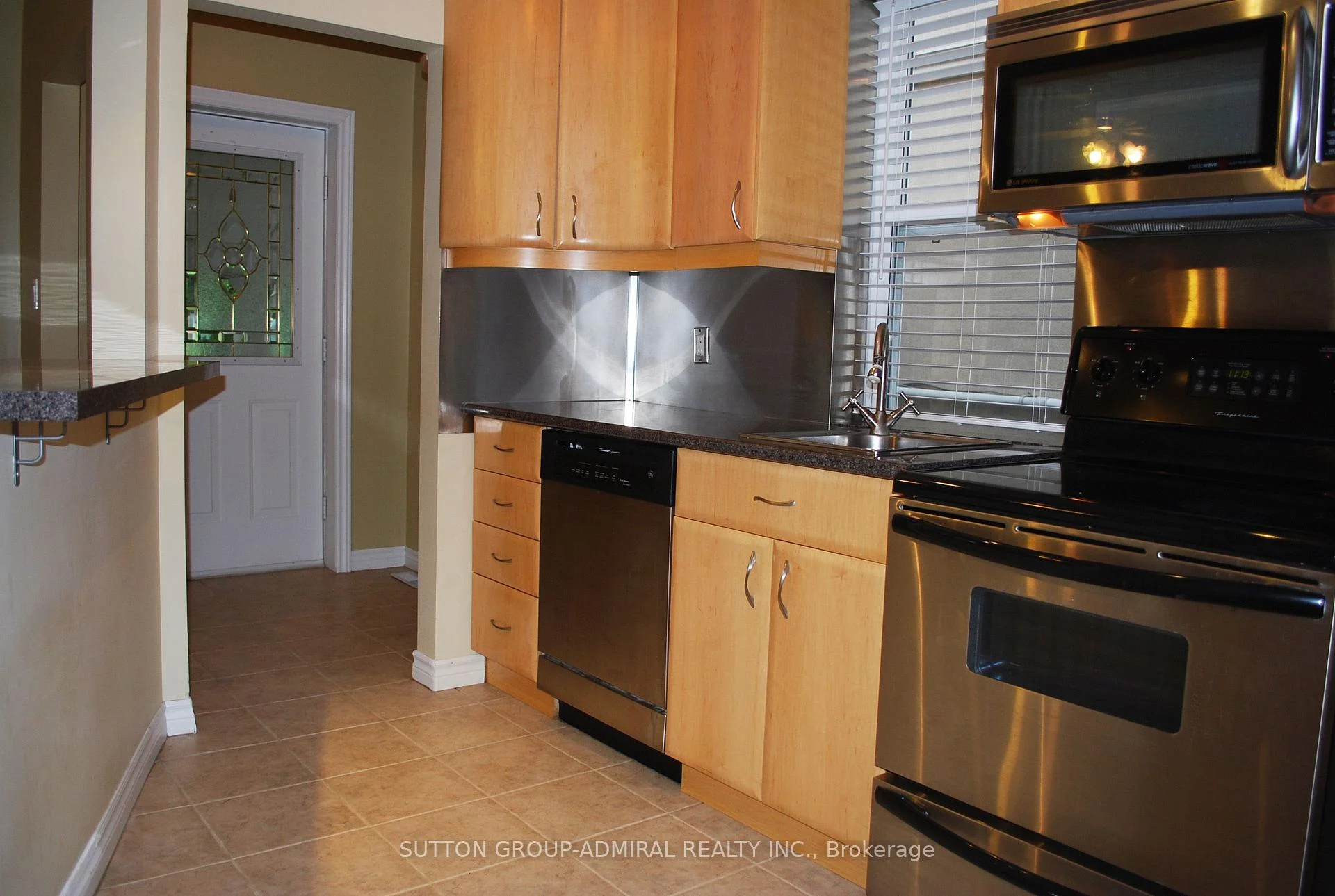 Photo 4 of 91 Rumsey Road, Toronto, Leaside — HOMEH