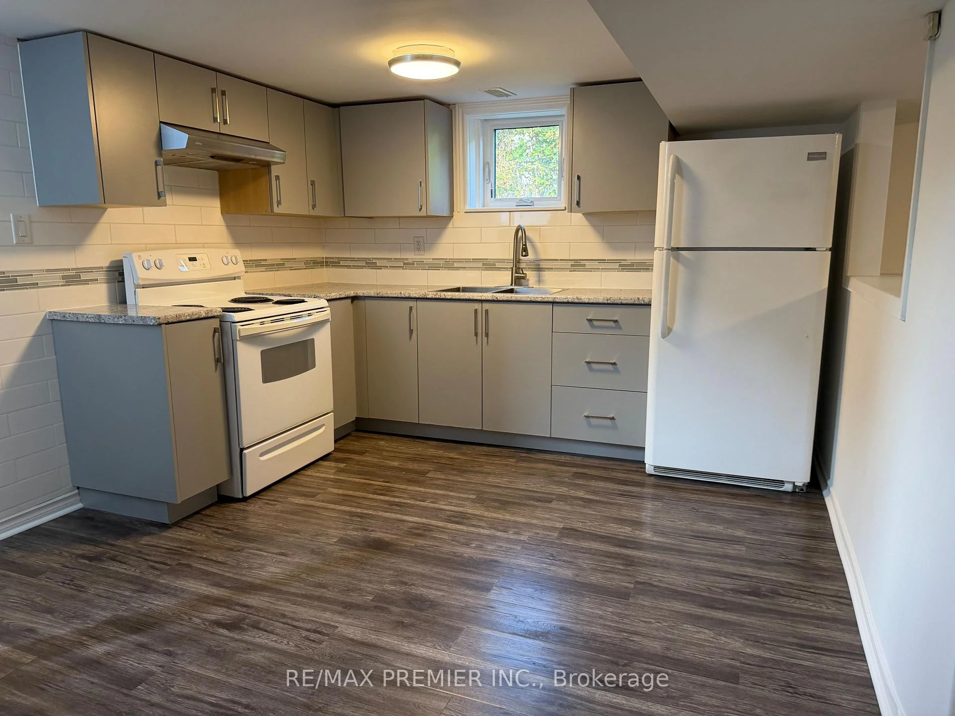Photo 7 of Unit BSMT, 404 Rustic Road, North York, Maple Leaf — HOMEH