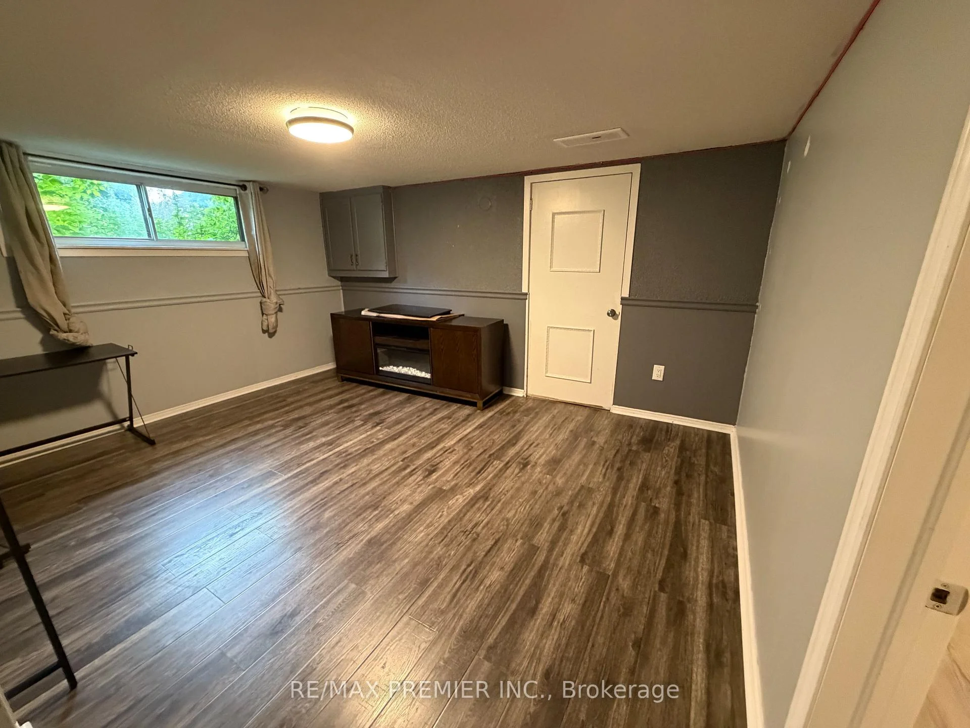 Photo 10 of Unit BSMT, 404 Rustic Road, North York, Maple Leaf — HOMEH