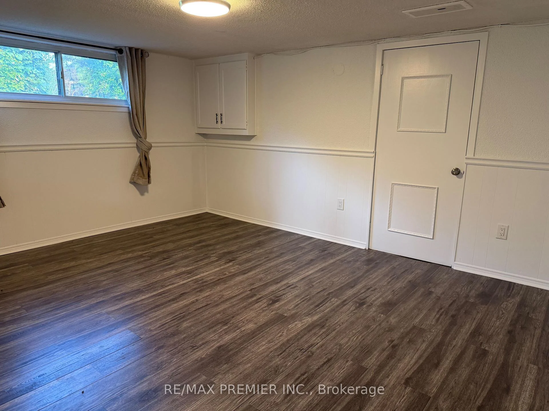 Photo 19 of Unit BSMT, 404 Rustic Road, North York, Maple Leaf — HOMEH