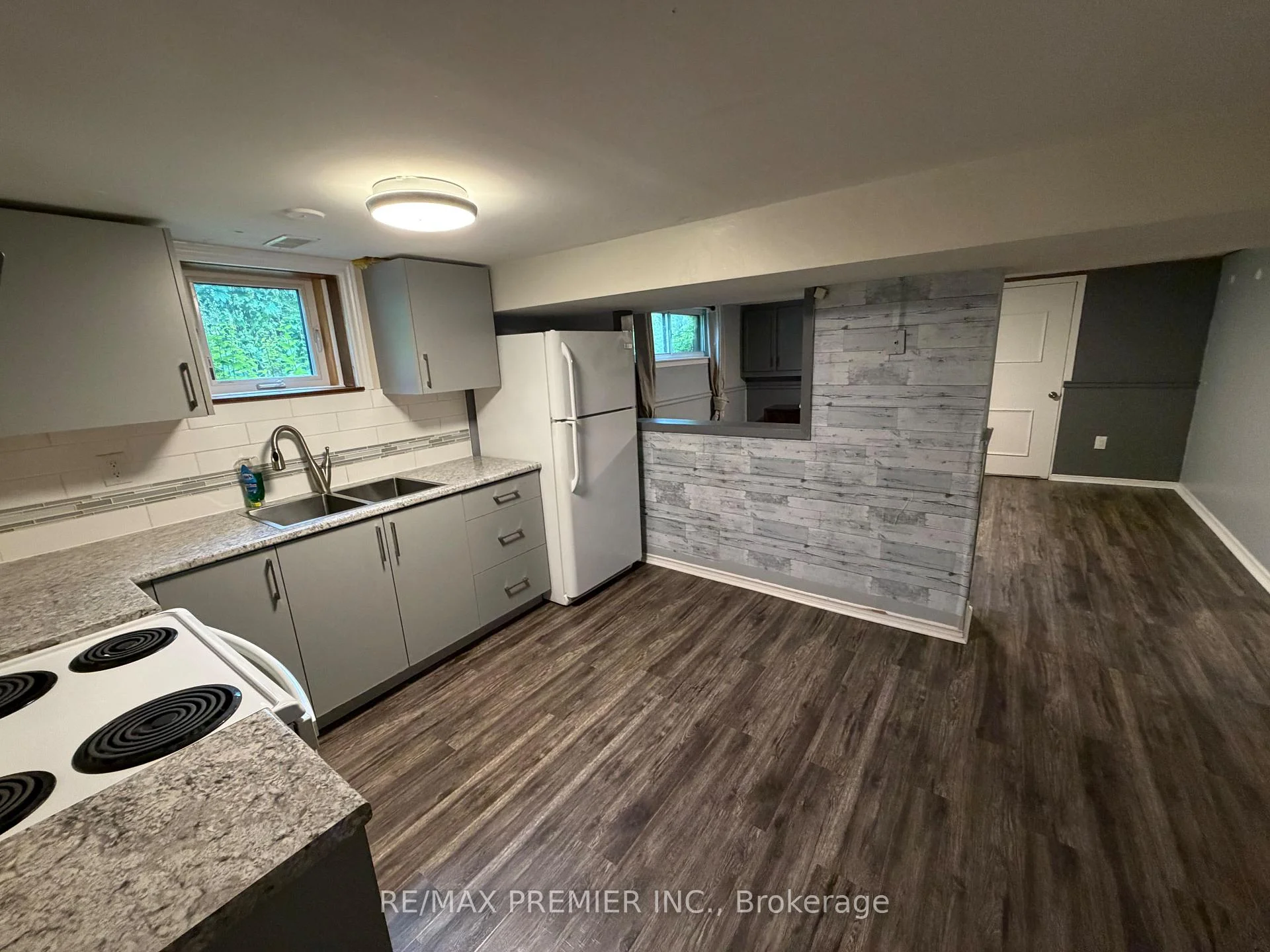 Photo 21 of Unit BSMT, 404 Rustic Road, North York, Maple Leaf — HOMEH
