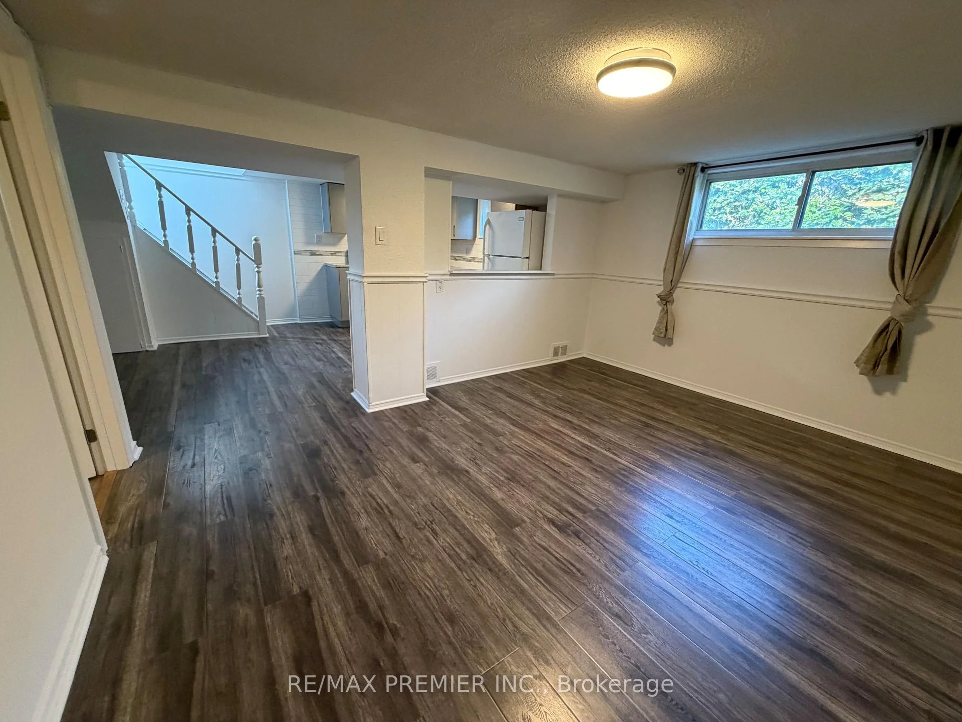 Photo 23 of Unit BSMT, 404 Rustic Road, North York, Maple Leaf — HOMEH