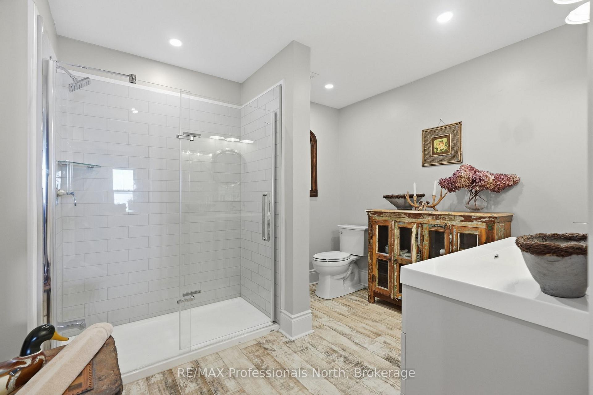 Photo 31 of 1126A S Lake Bernard Road, Strong — HOMEH