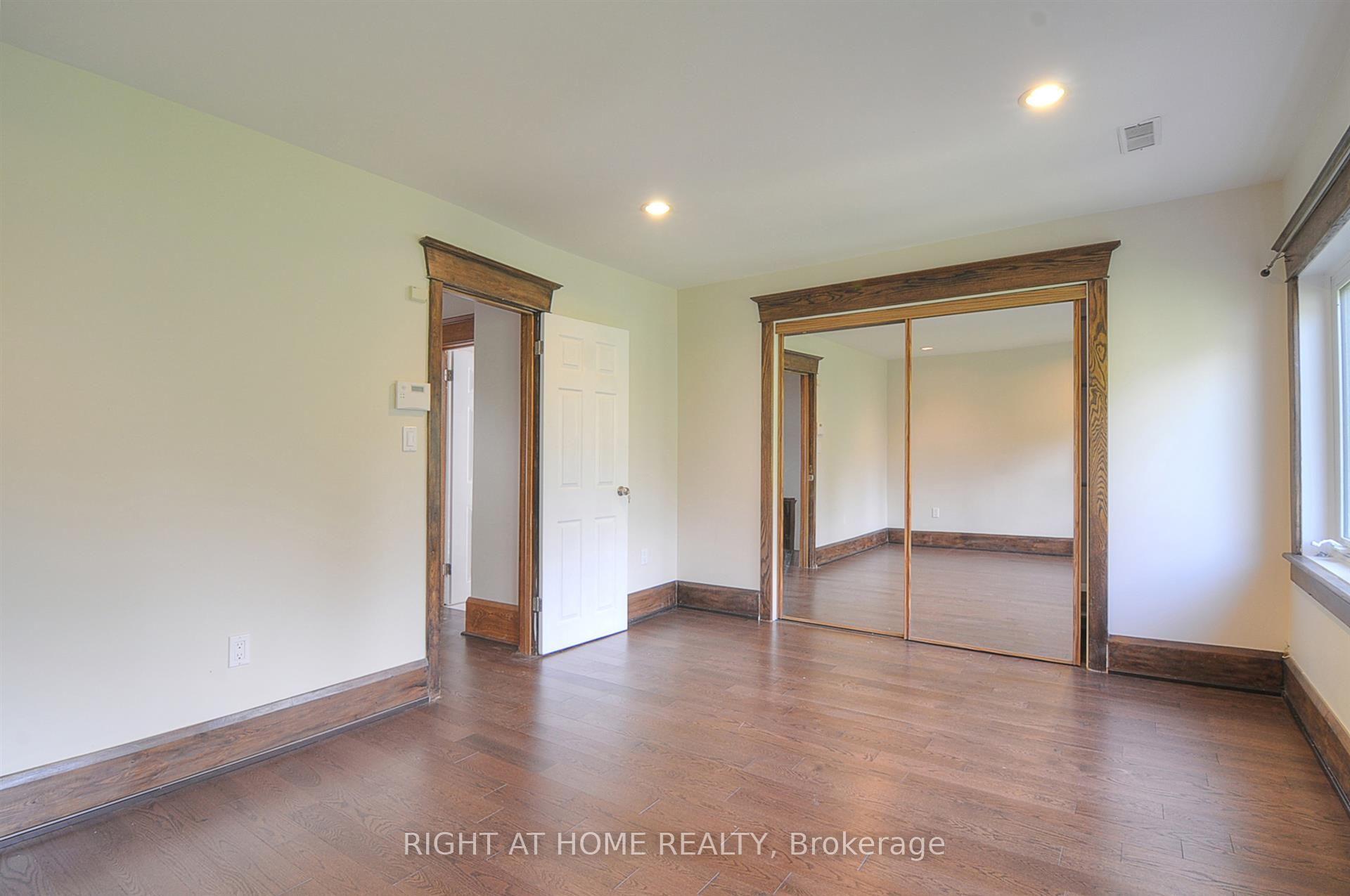 Photo 35 of 174 Hillsdale Avenue E, Toronto, Mount Pleasant West — HOMEH