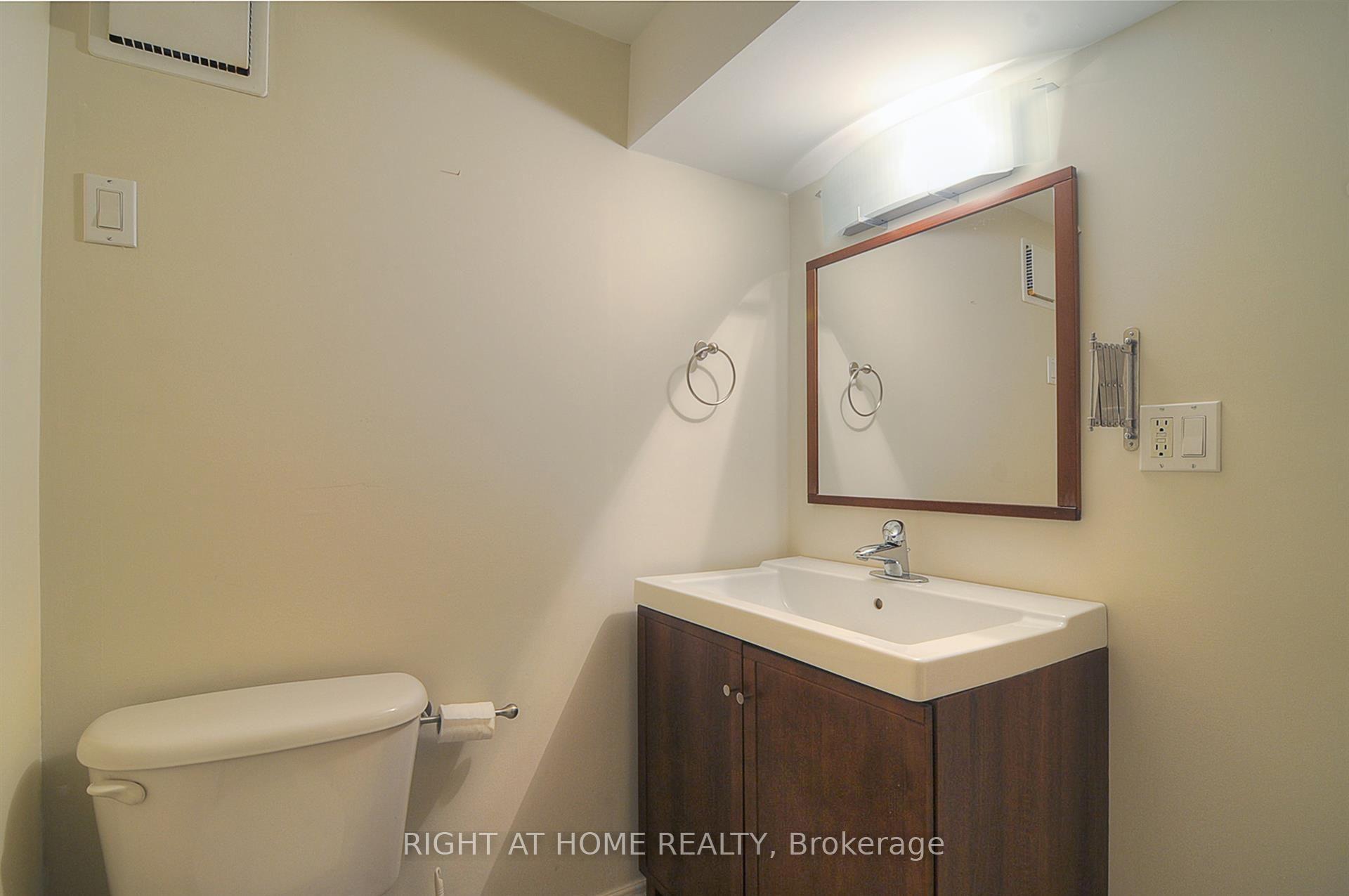 Photo 39 of 174 Hillsdale Avenue E, Toronto, Mount Pleasant West — HOMEH