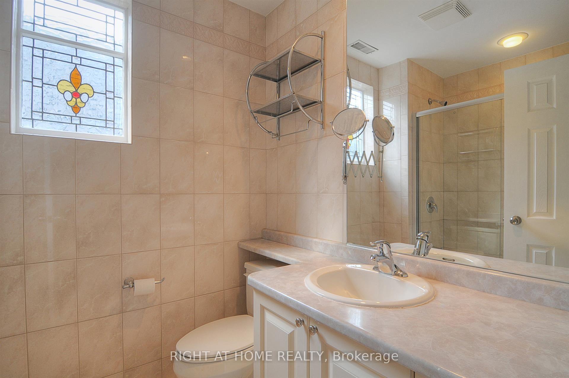 Photo 41 of 174 Hillsdale Avenue E, Toronto, Mount Pleasant West — HOMEH