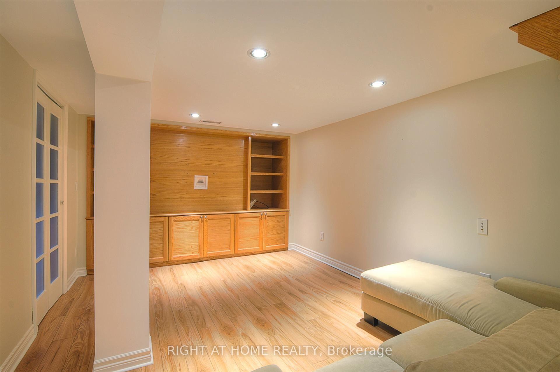 Photo 44 of 174 Hillsdale Avenue E, Toronto, Mount Pleasant West — HOMEH