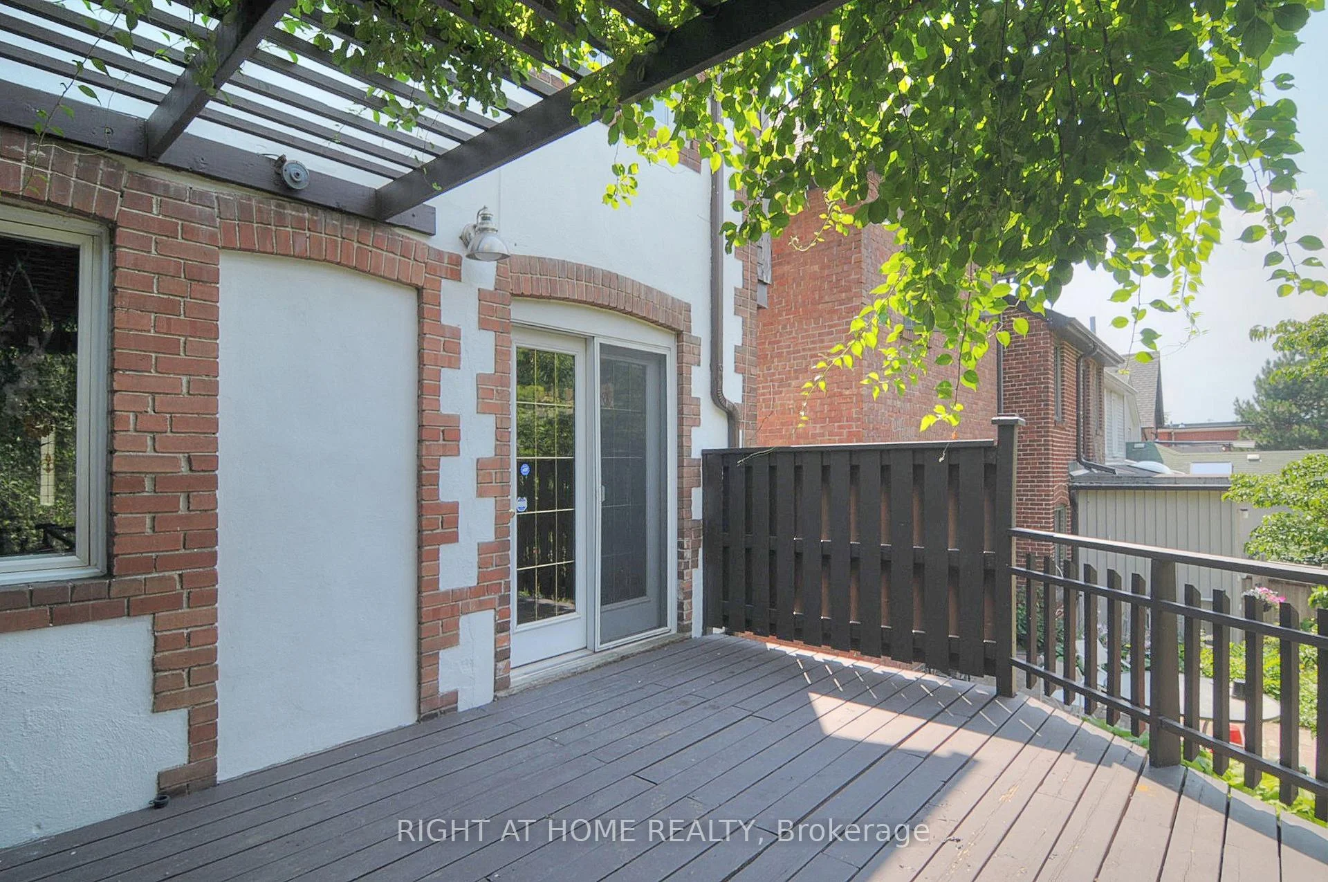 Photo 5 of 174 Hillsdale Avenue E, Toronto, Mount Pleasant West — HOMEH
