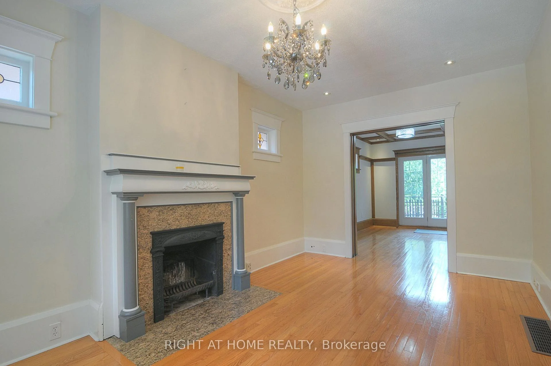 Photo 10 of 174 Hillsdale Avenue E, Toronto, Mount Pleasant West — HOMEH