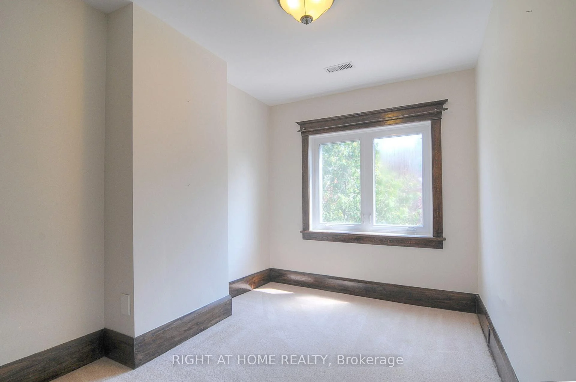Photo 17 of 174 Hillsdale Avenue E, Toronto, Mount Pleasant West — HOMEH