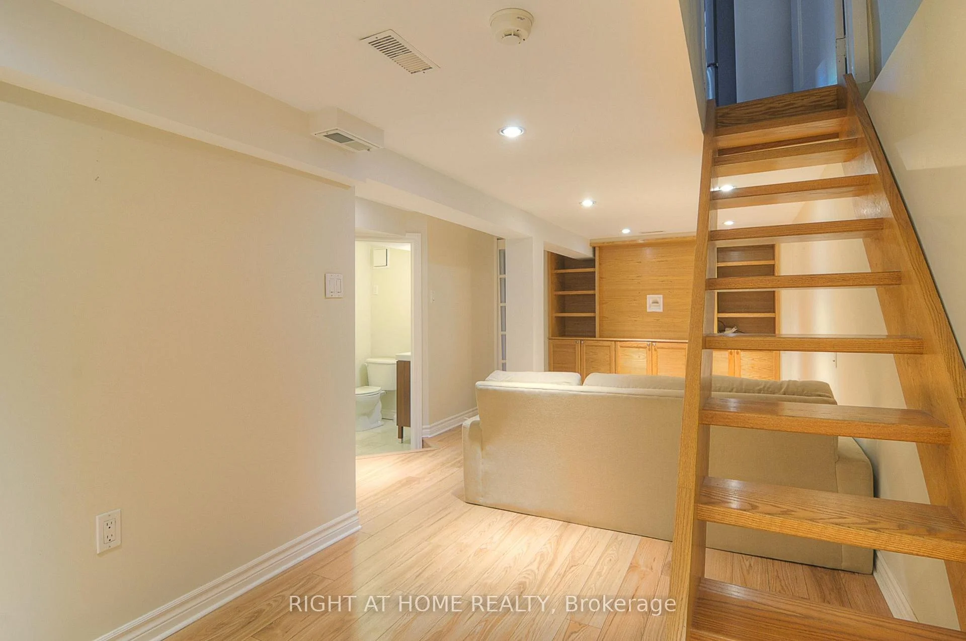 Photo 21 of 174 Hillsdale Avenue E, Toronto, Mount Pleasant West — HOMEH