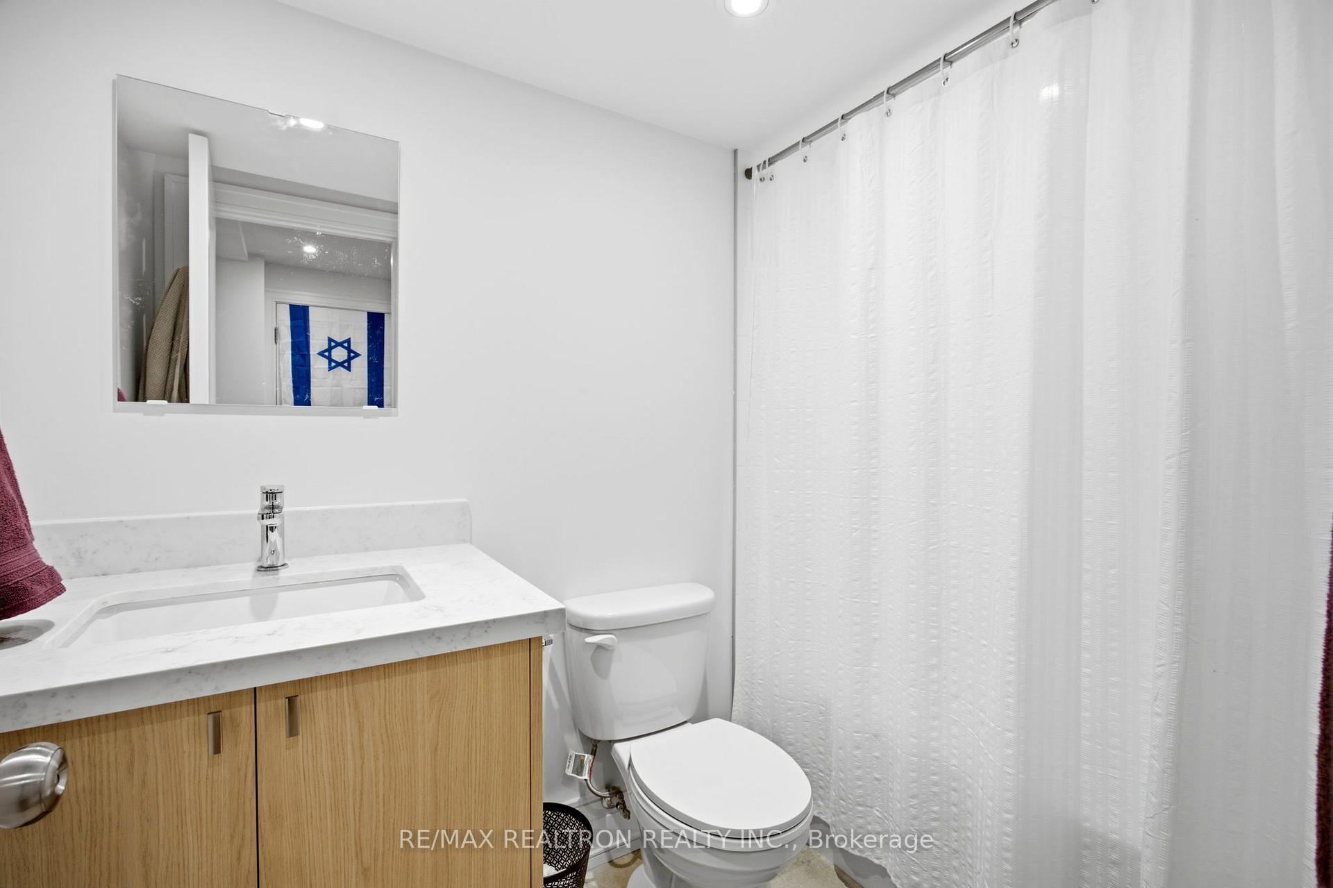 Photo 5 of Unit 2, 220 Hillhurst Boulevard, Toronto, Bedford Park-Nortown — HOMEH