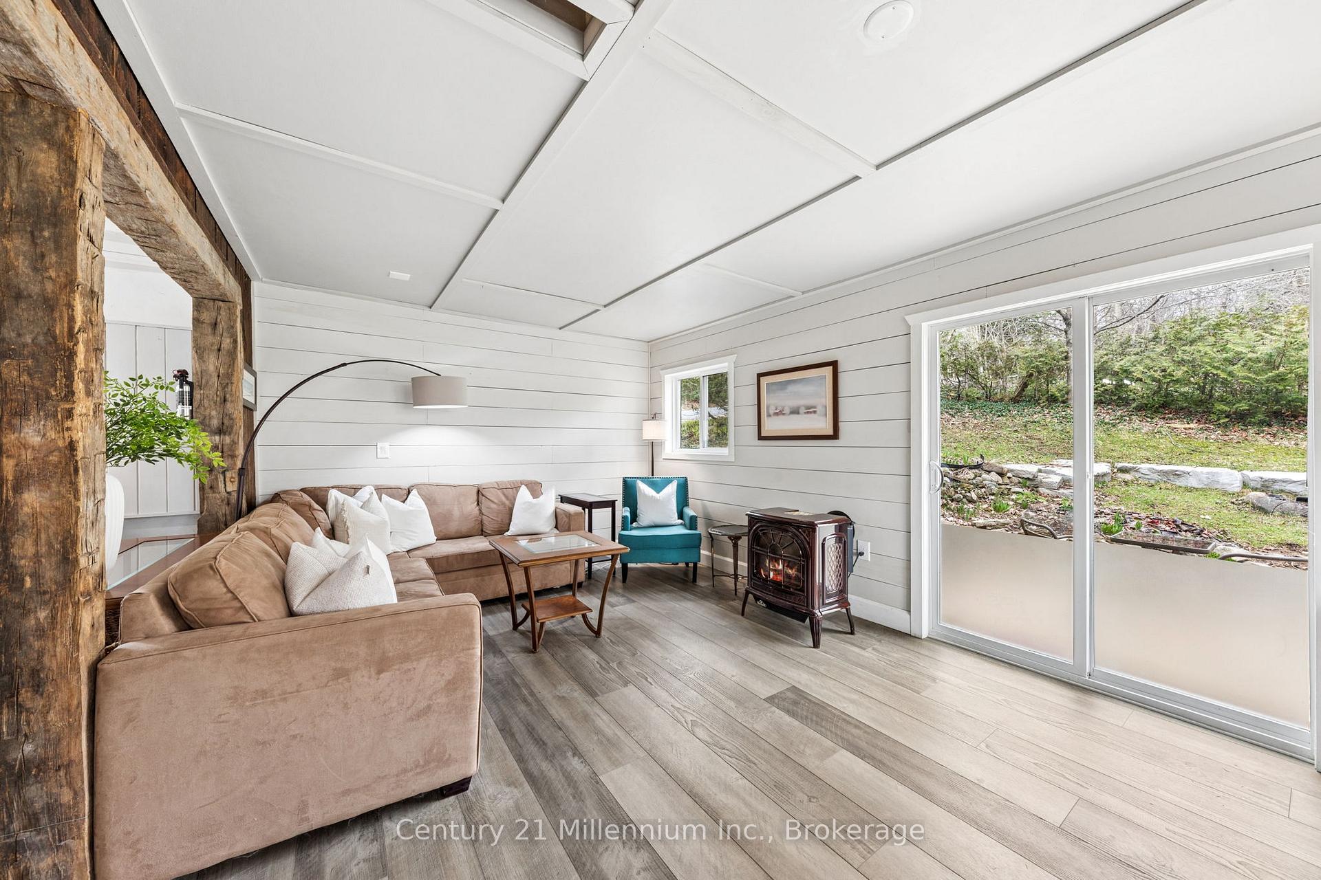 Photo 10 of 415877 Tenth Line, Blue Mountains — HOMEH
