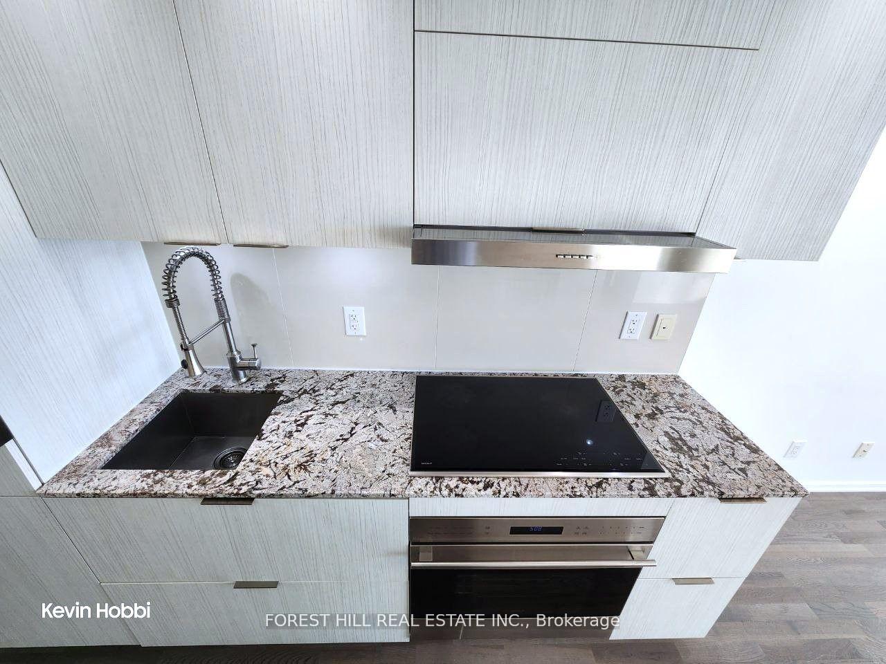 Photo 11 of Unit 5210, 1 Bloor Street E, Toronto, Church-Yonge Corridor — HOMEH