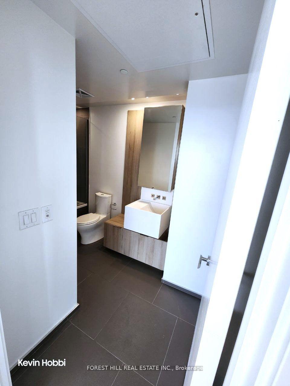 Photo 20 of Unit 5210, 1 Bloor Street E, Toronto, Church-Yonge Corridor — HOMEH